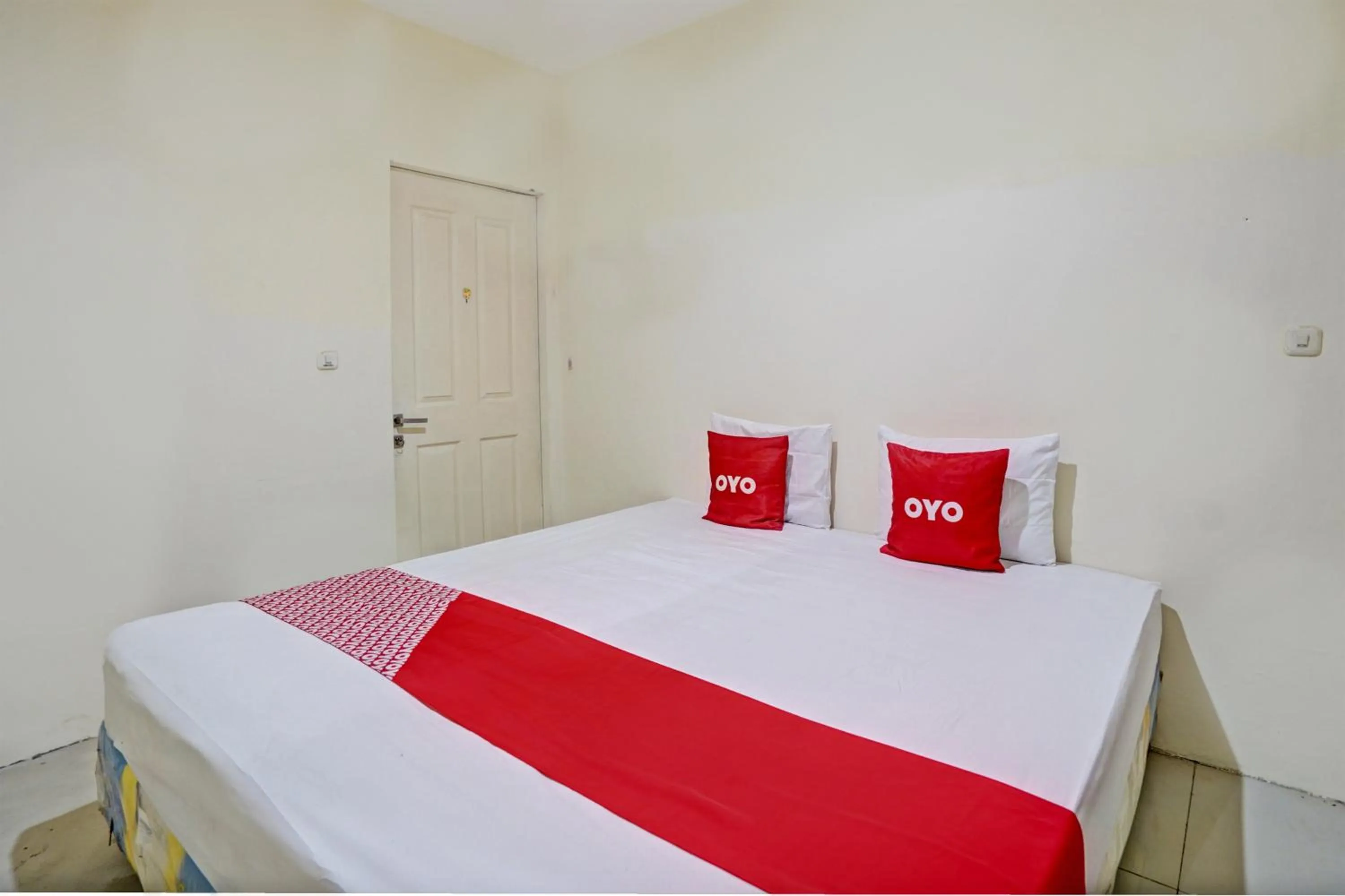 Bedroom, Bed in Hotel O Garden Homestay 3 Merlion