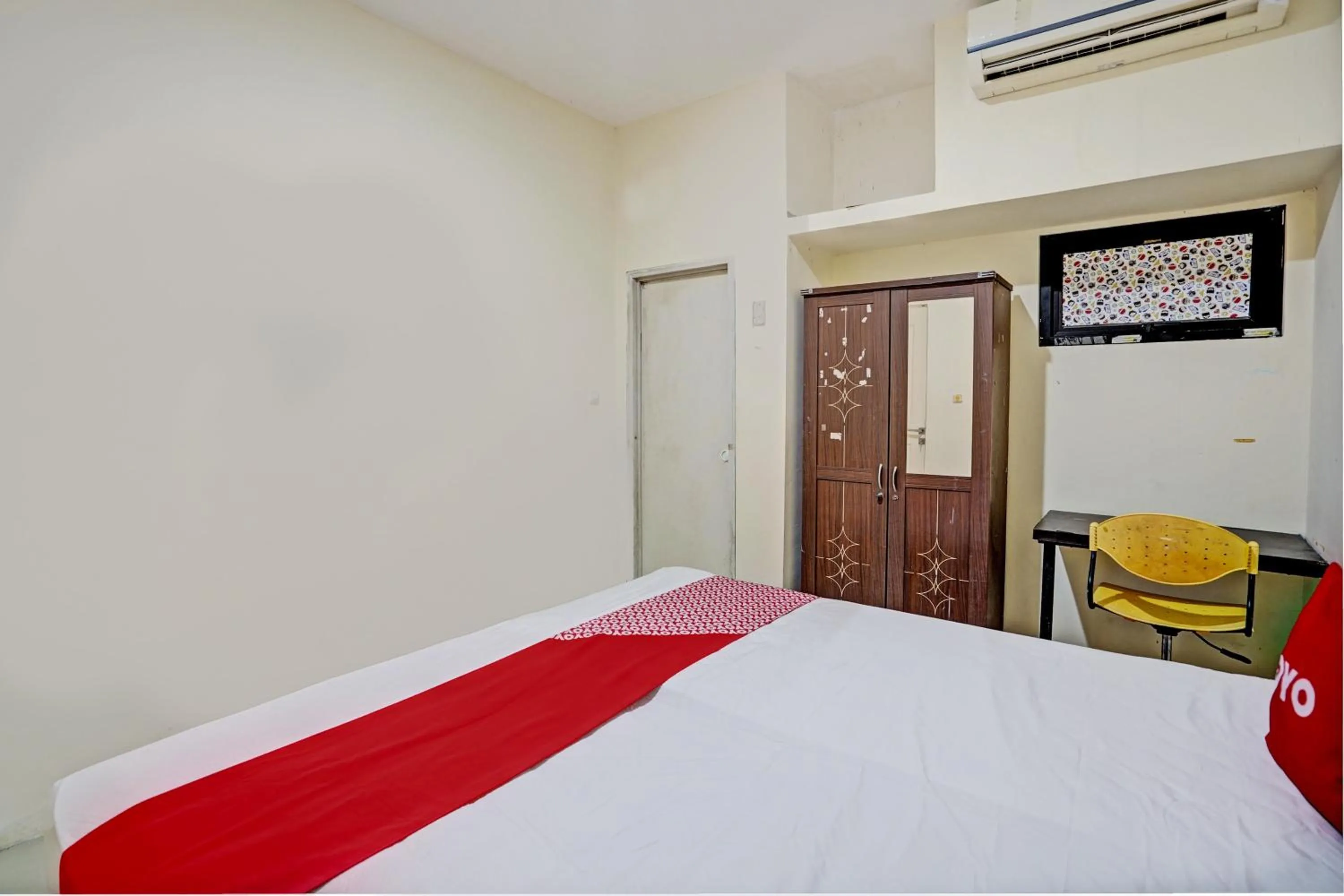 Bedroom, Bed in Hotel O Garden Homestay 3 Merlion