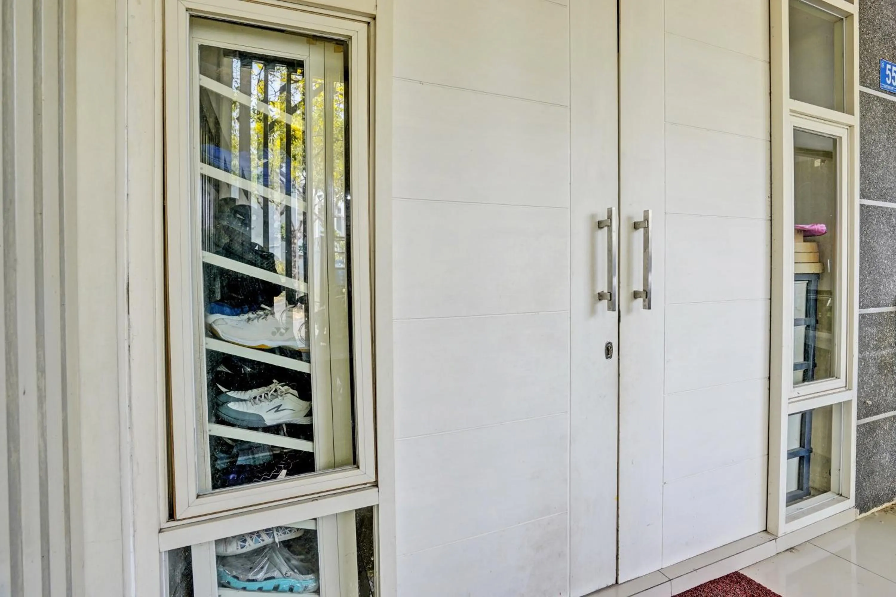 Facade/entrance in Hotel O Garden Homestay 3 Merlion