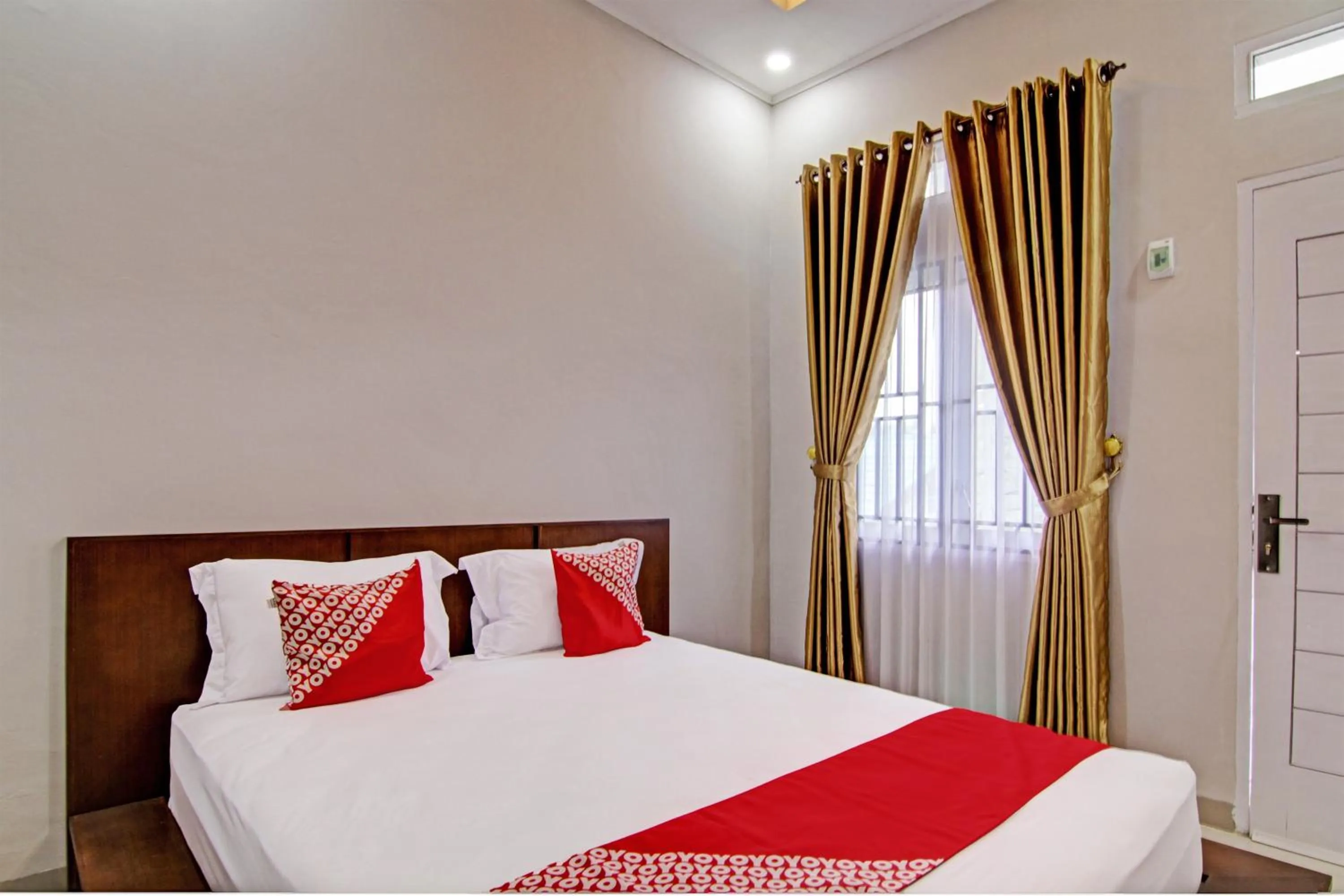 Bedroom in Hotel O Nrc White House