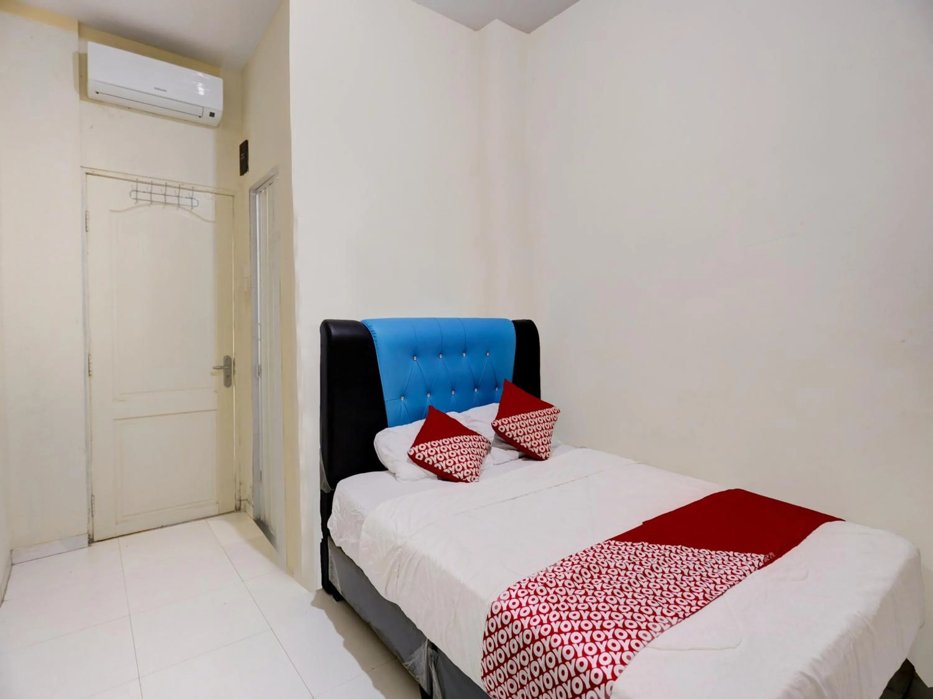 Bedroom, Bed in Hotel O Baloi Homestay