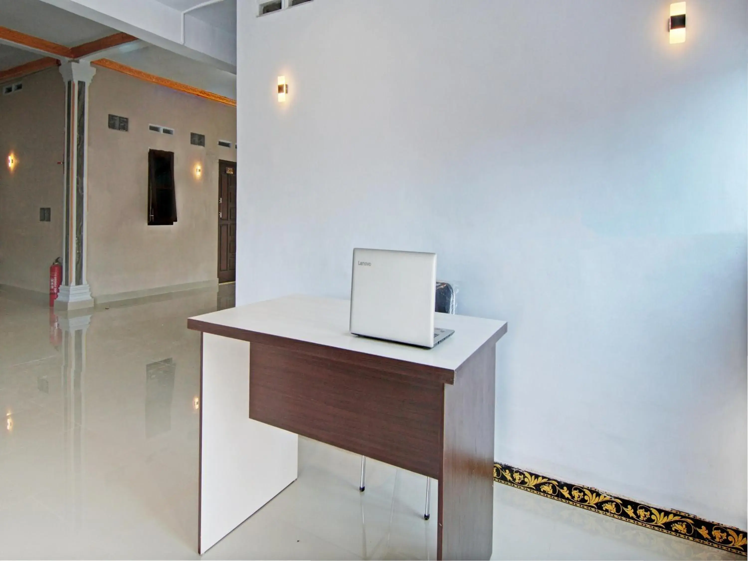 Lobby or reception in Hotel O Penginapan Budhe Sri Lobby or reception in Hotel O Penginapan Budhe Sri