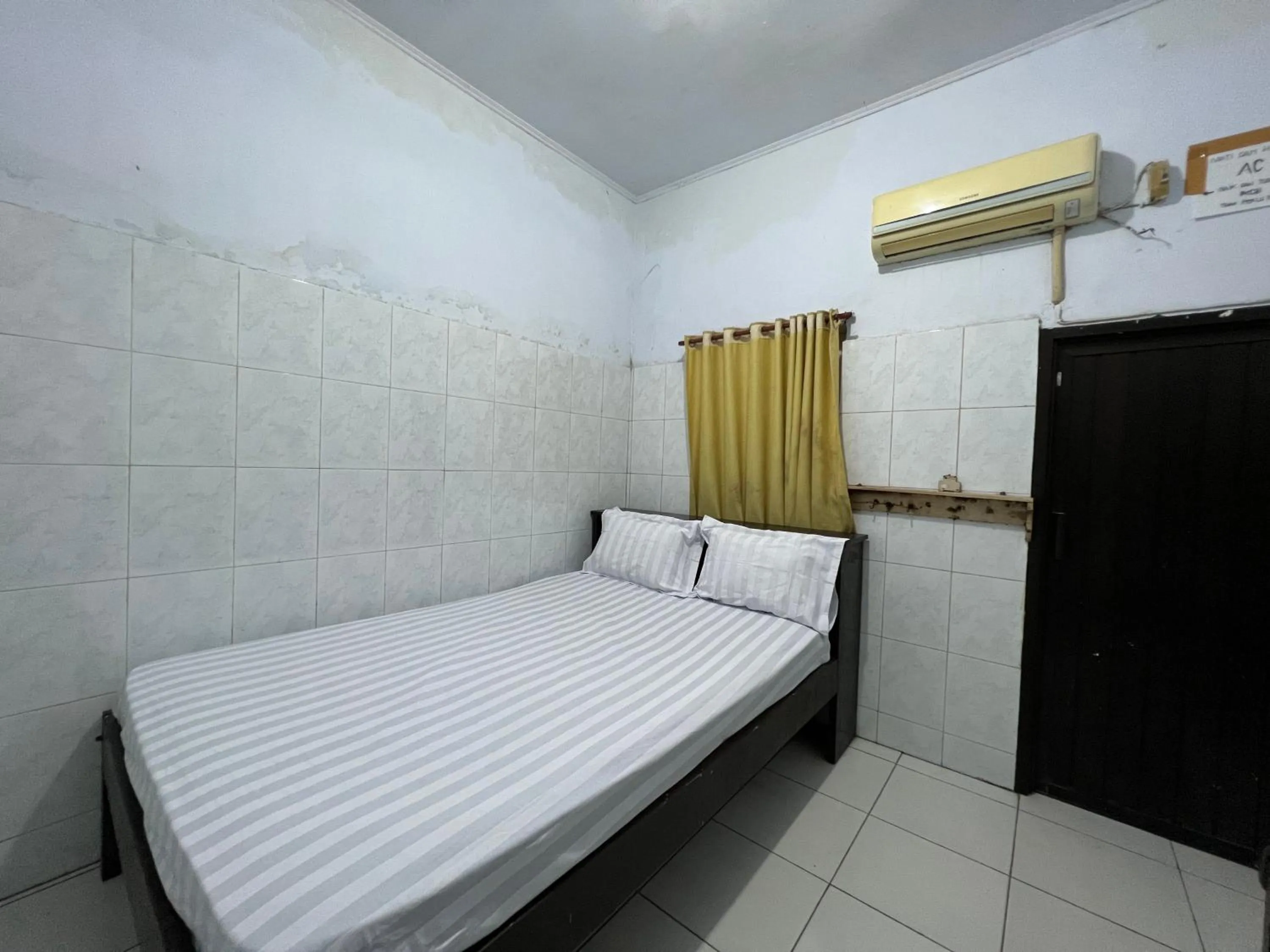 Bedroom, Bed in Hotel O Kost Maharaja Near Maros