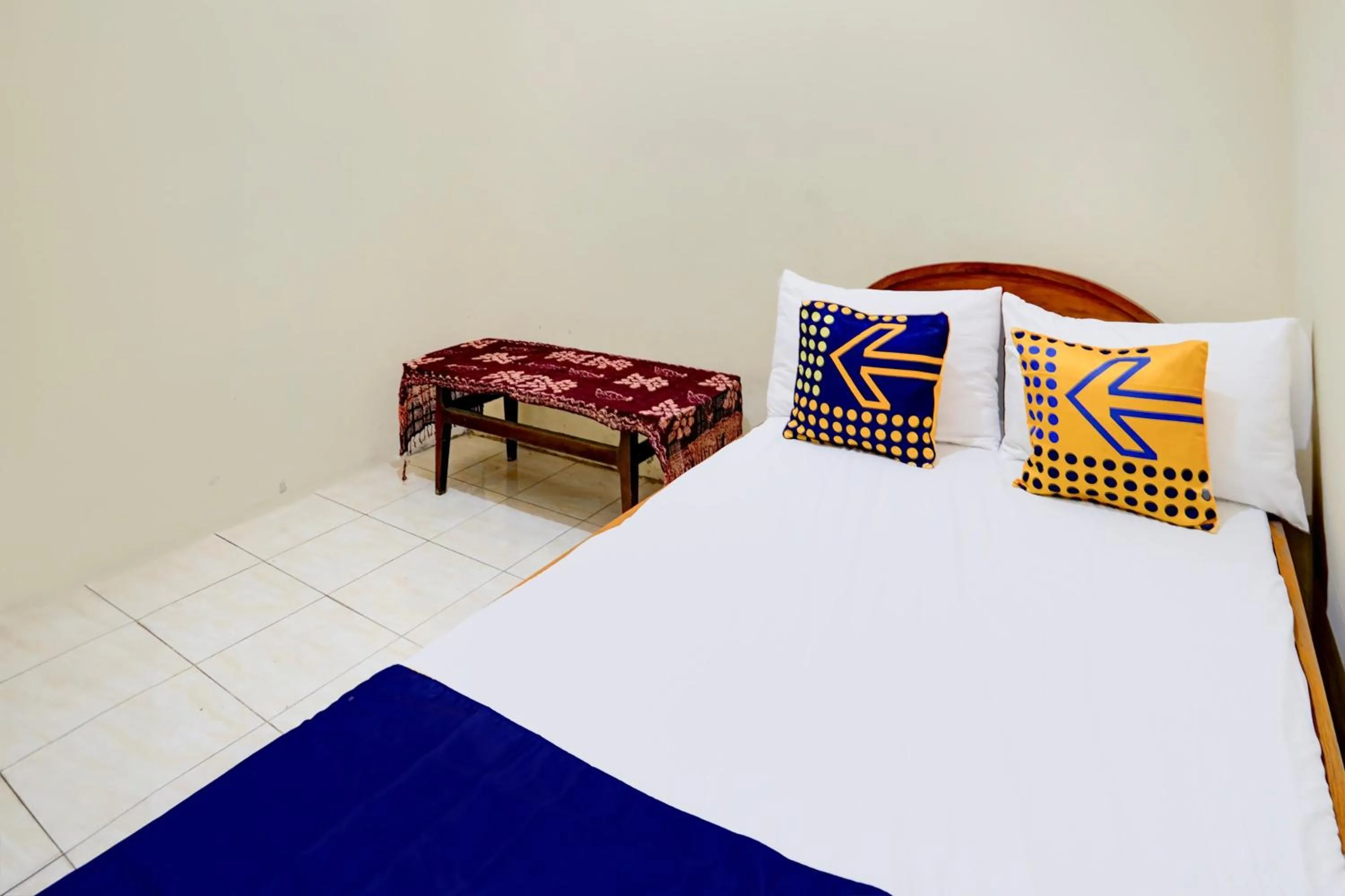 Bedroom in Hotel O Karman's Sari 1 Homestay Syariah