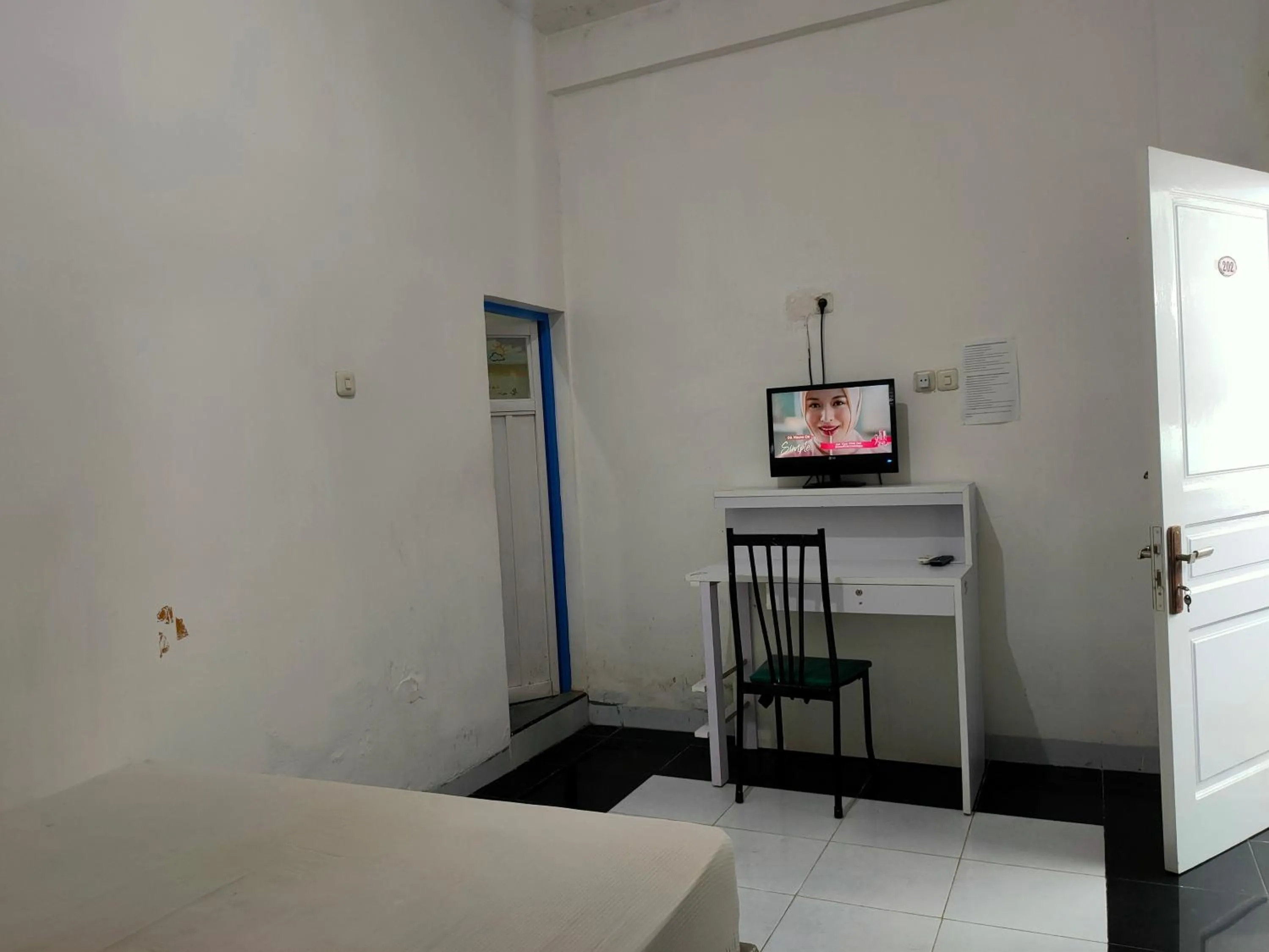 Bedroom, Bed in Hotel O Azwa Gh Katingan Near Lapangan Sepak Bola Pegatan Hilir