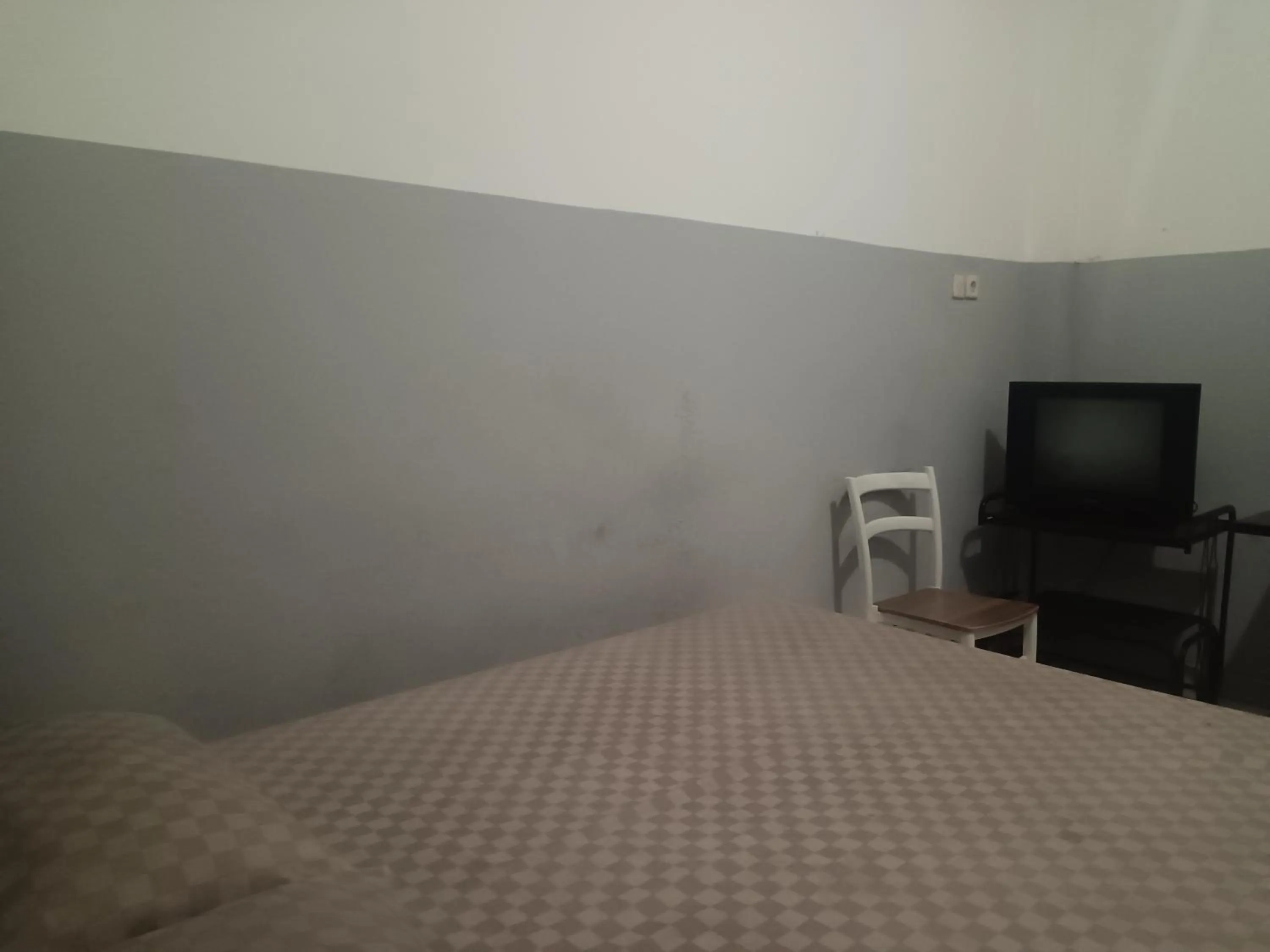 Bedroom, Bed in OYO 93090 Multi Plus Inn