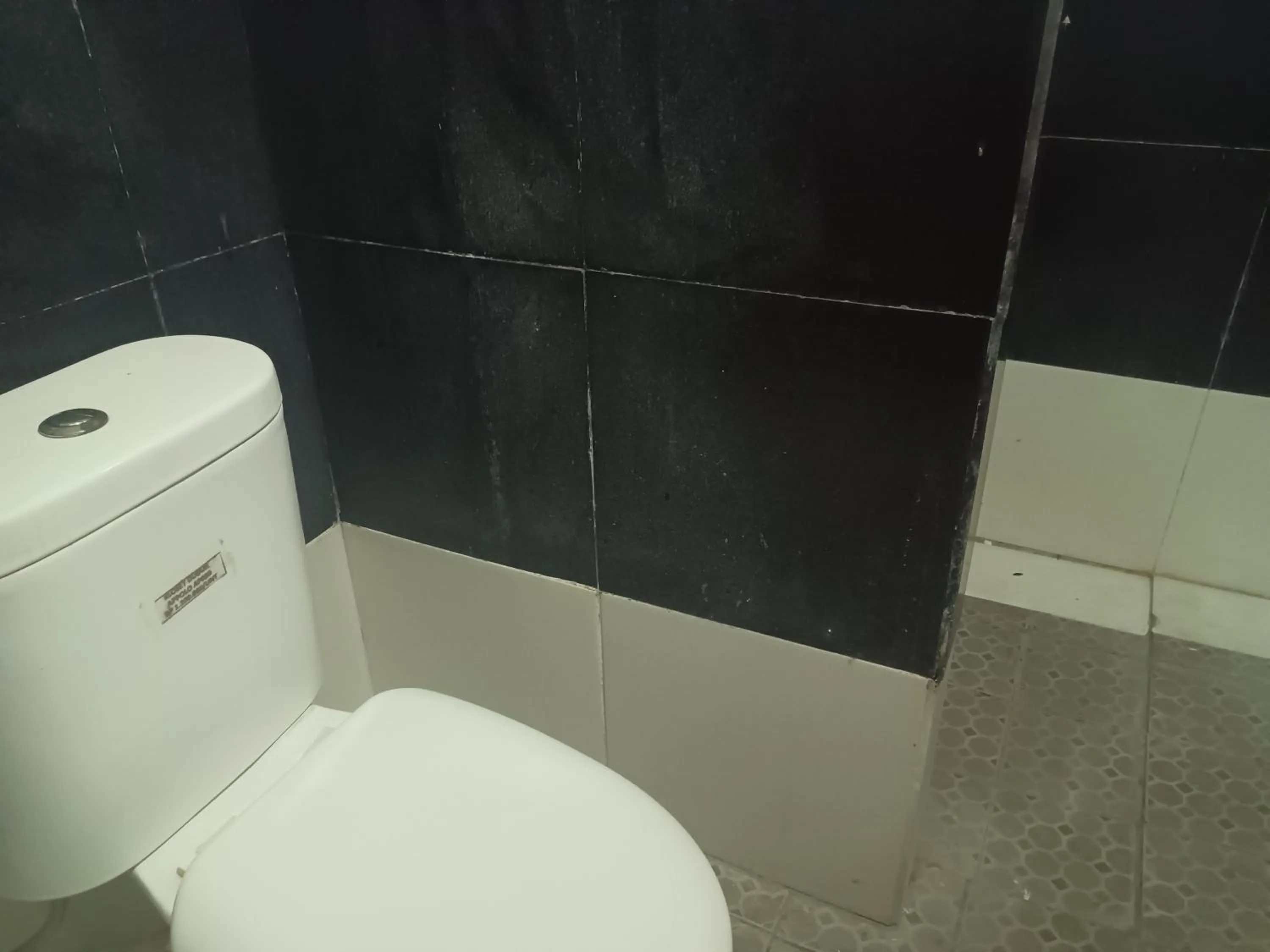 Bathroom in OYO 93090 Multi Plus Inn