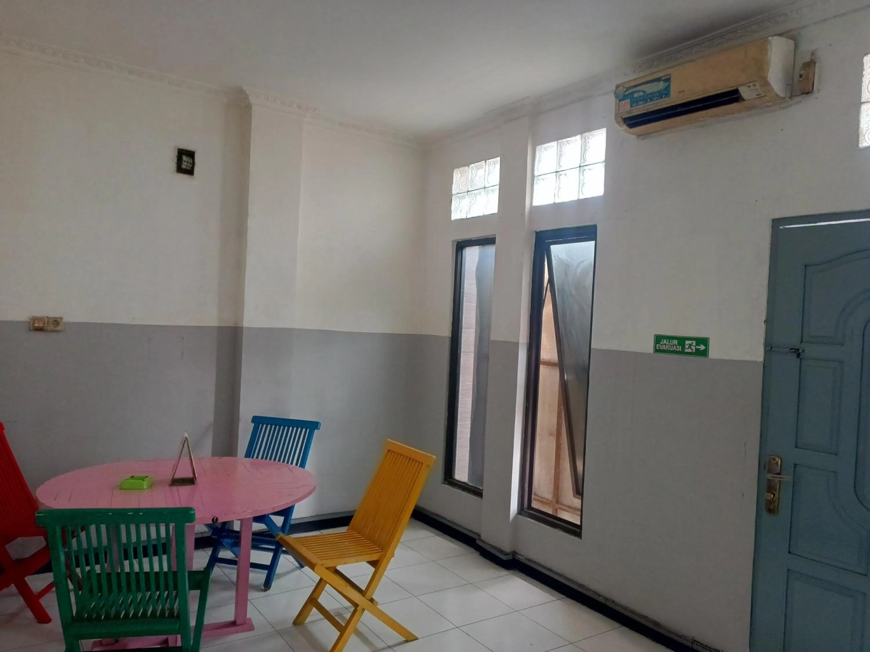 Lobby or reception in OYO 93090 Multi Plus Inn