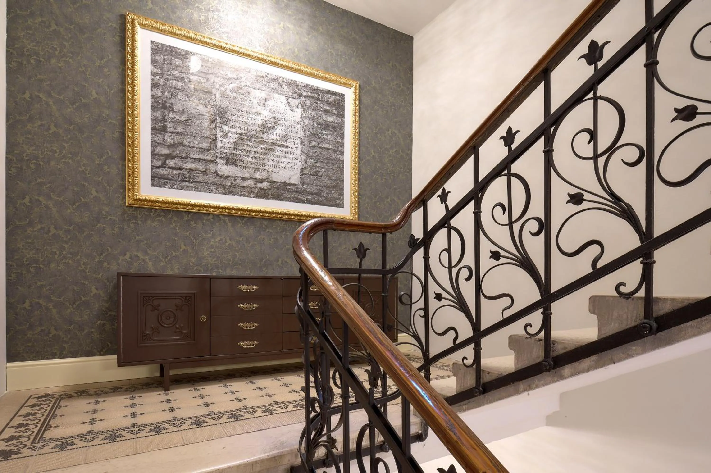 Property building in Piazza Heritage Hotel