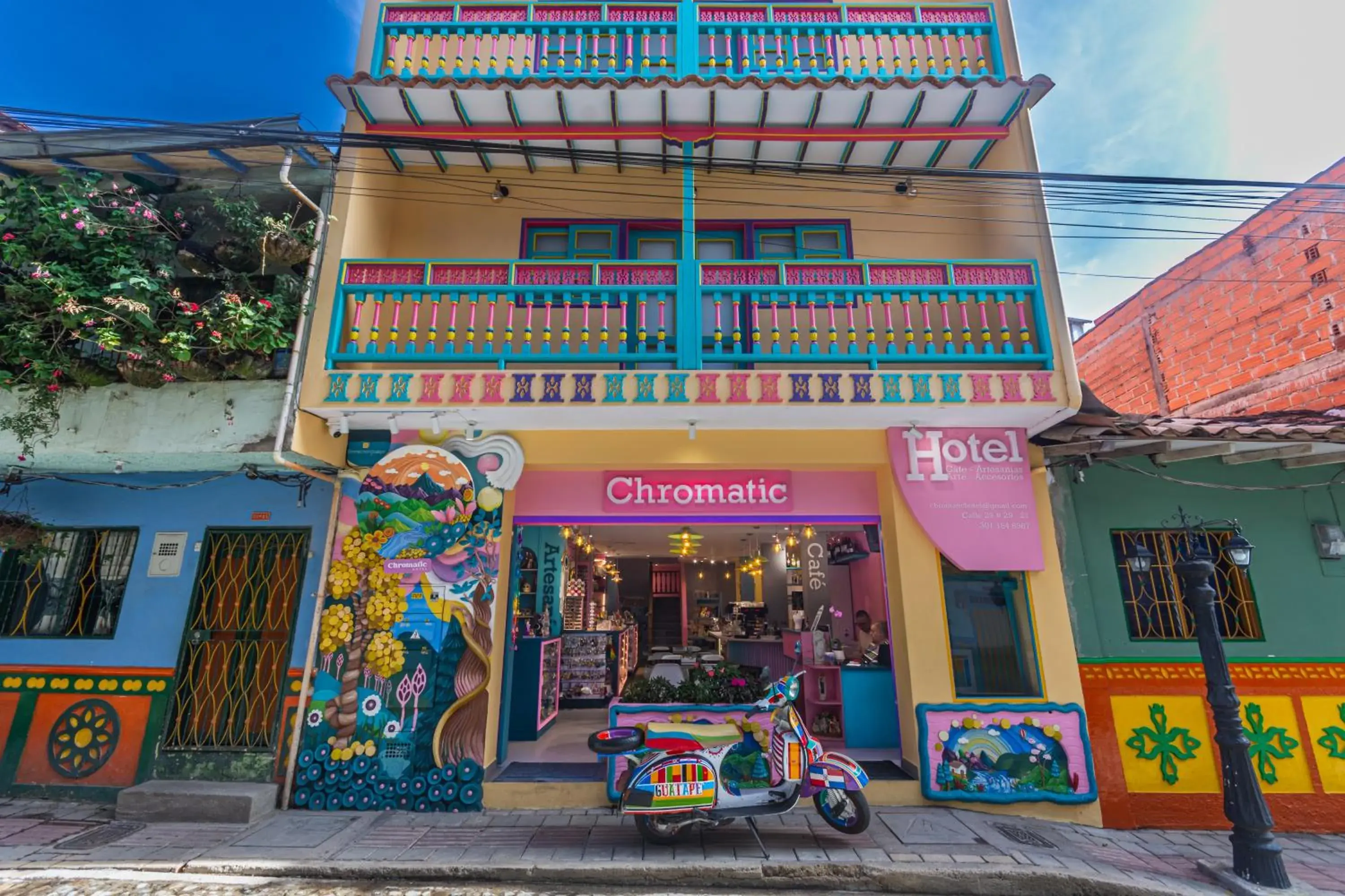 Property building in Hotel Chromatic Property building in Hotel Chromatic