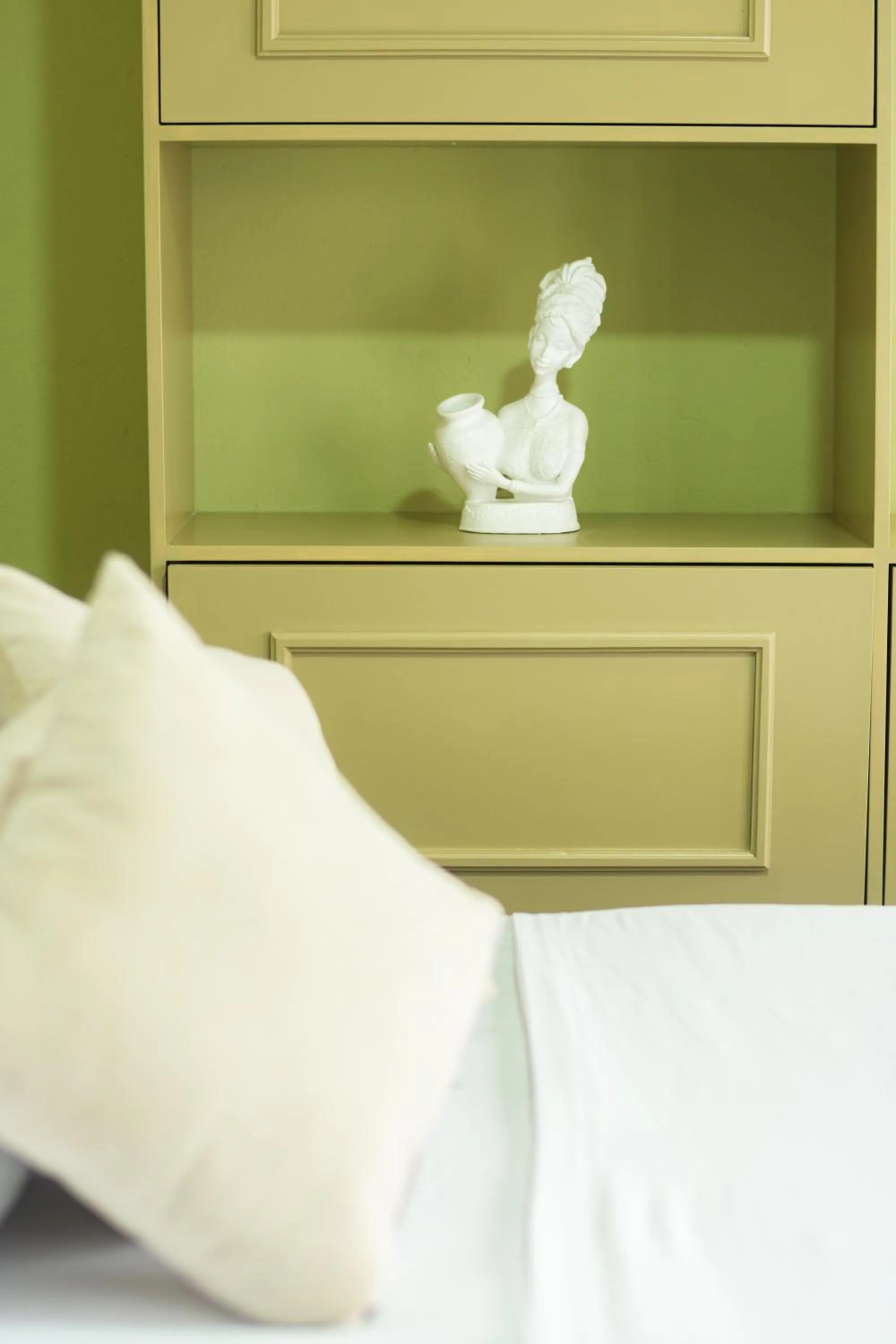 Bed in Hotel Chromatic