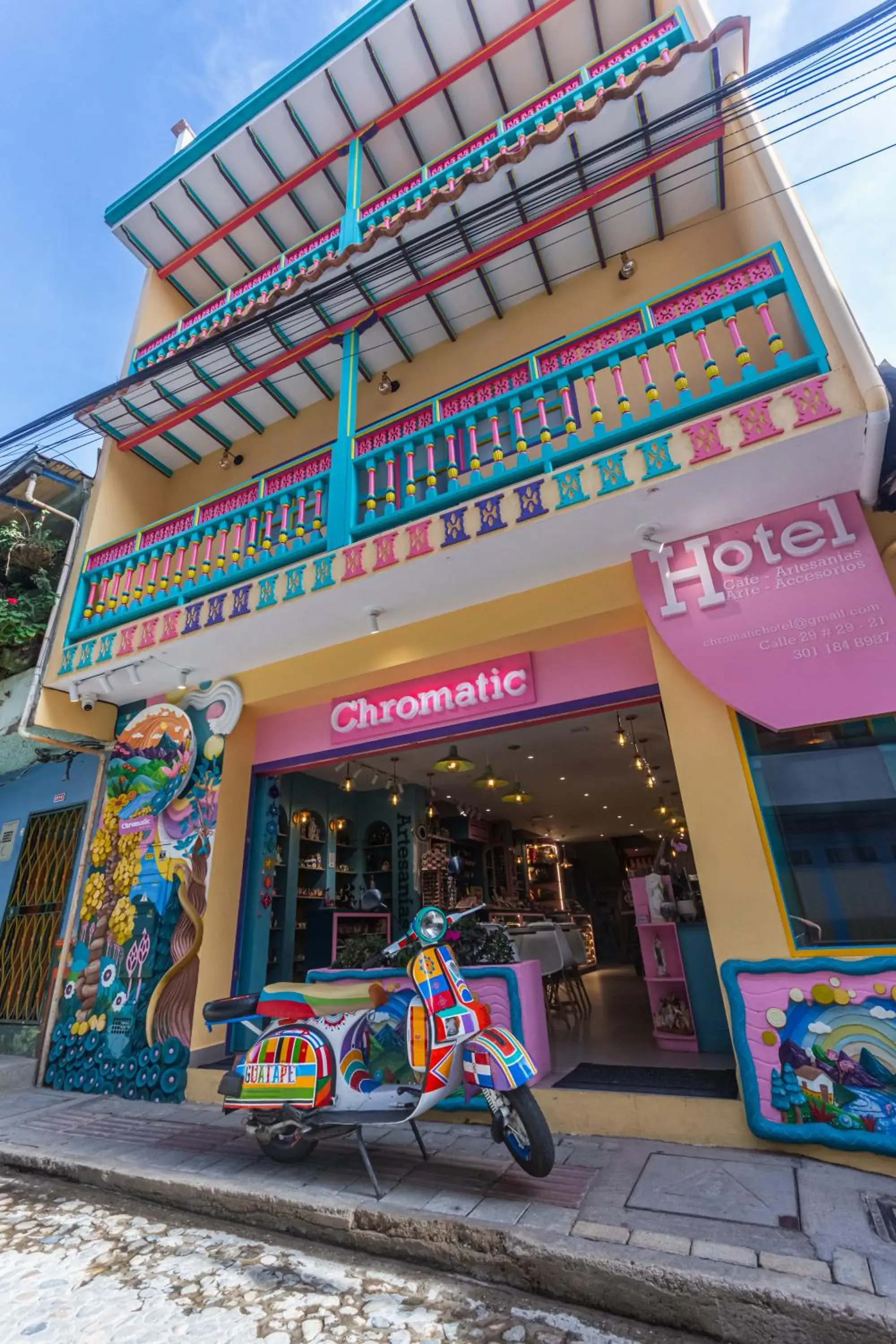 Property building in Hotel Chromatic Property building in Hotel Chromatic