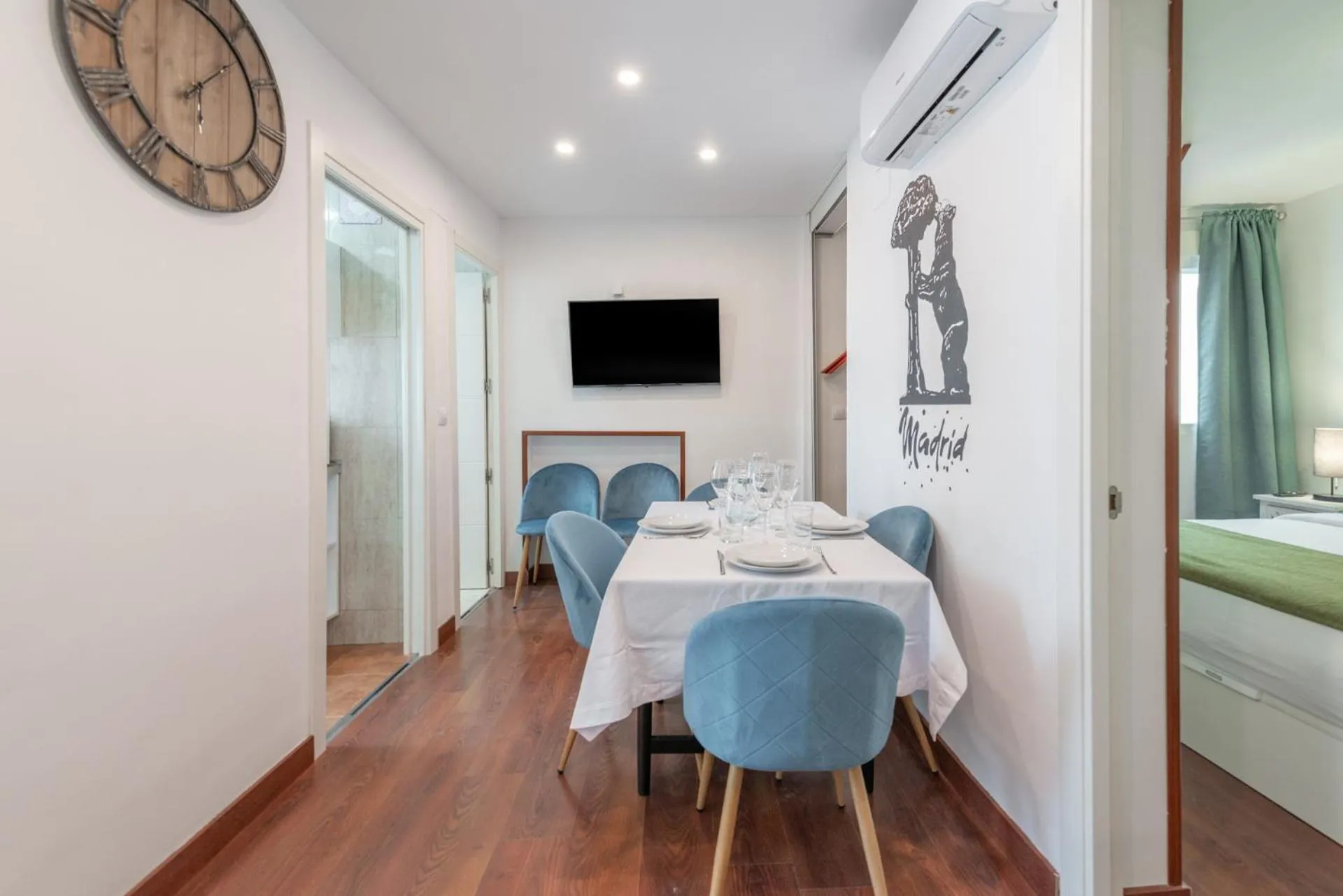 TV and multimedia in Duplex PLAZA MAYOR by MONARO*****