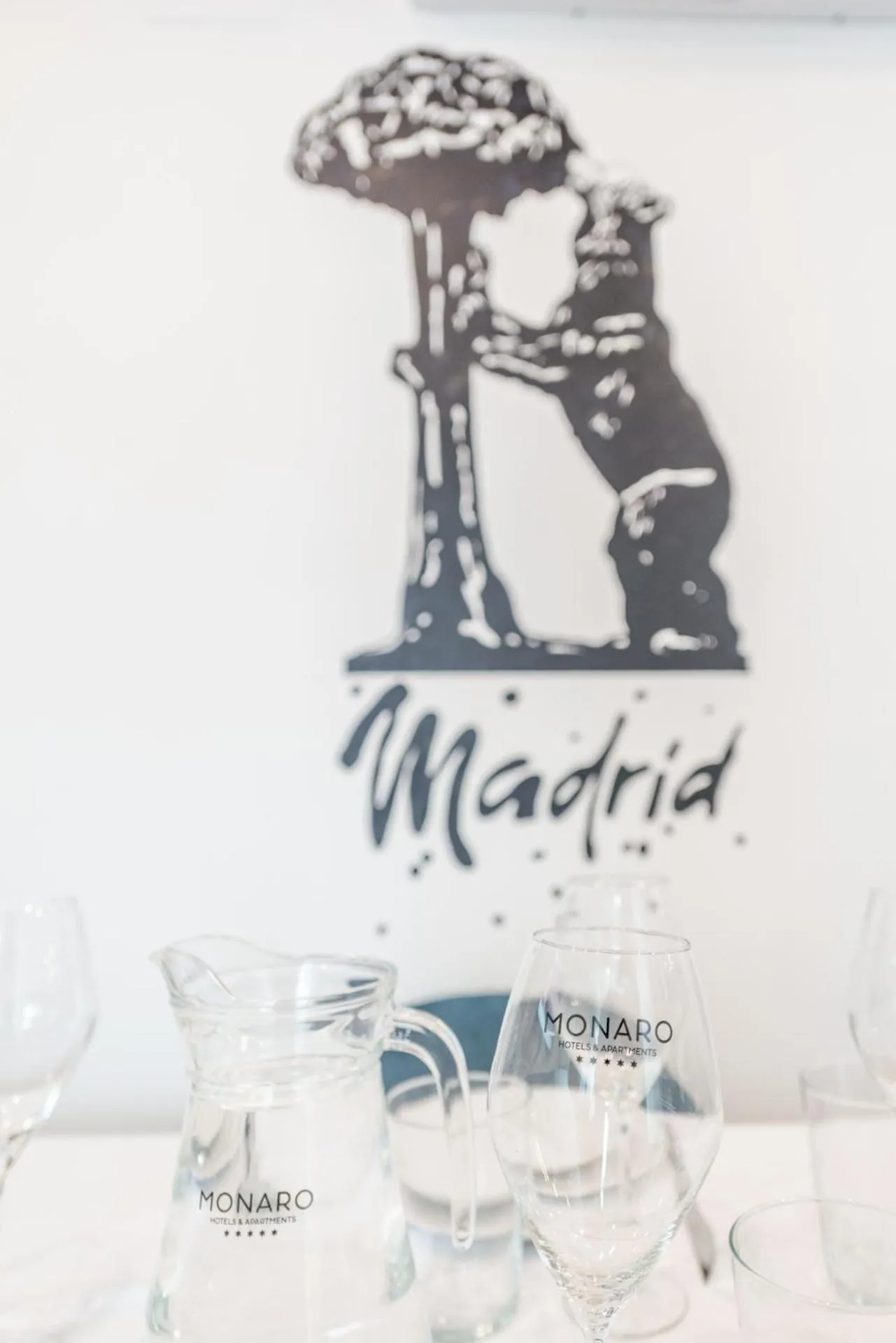 Logo/Certificate/Sign in Duplex PLAZA MAYOR by MONARO*****