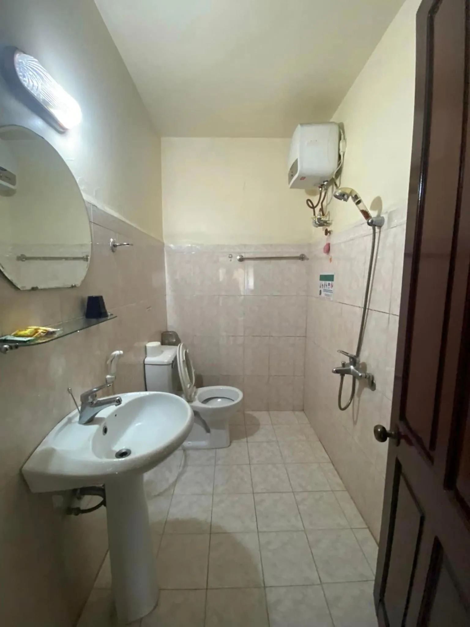 Toilet in Mr.Happy Homestay