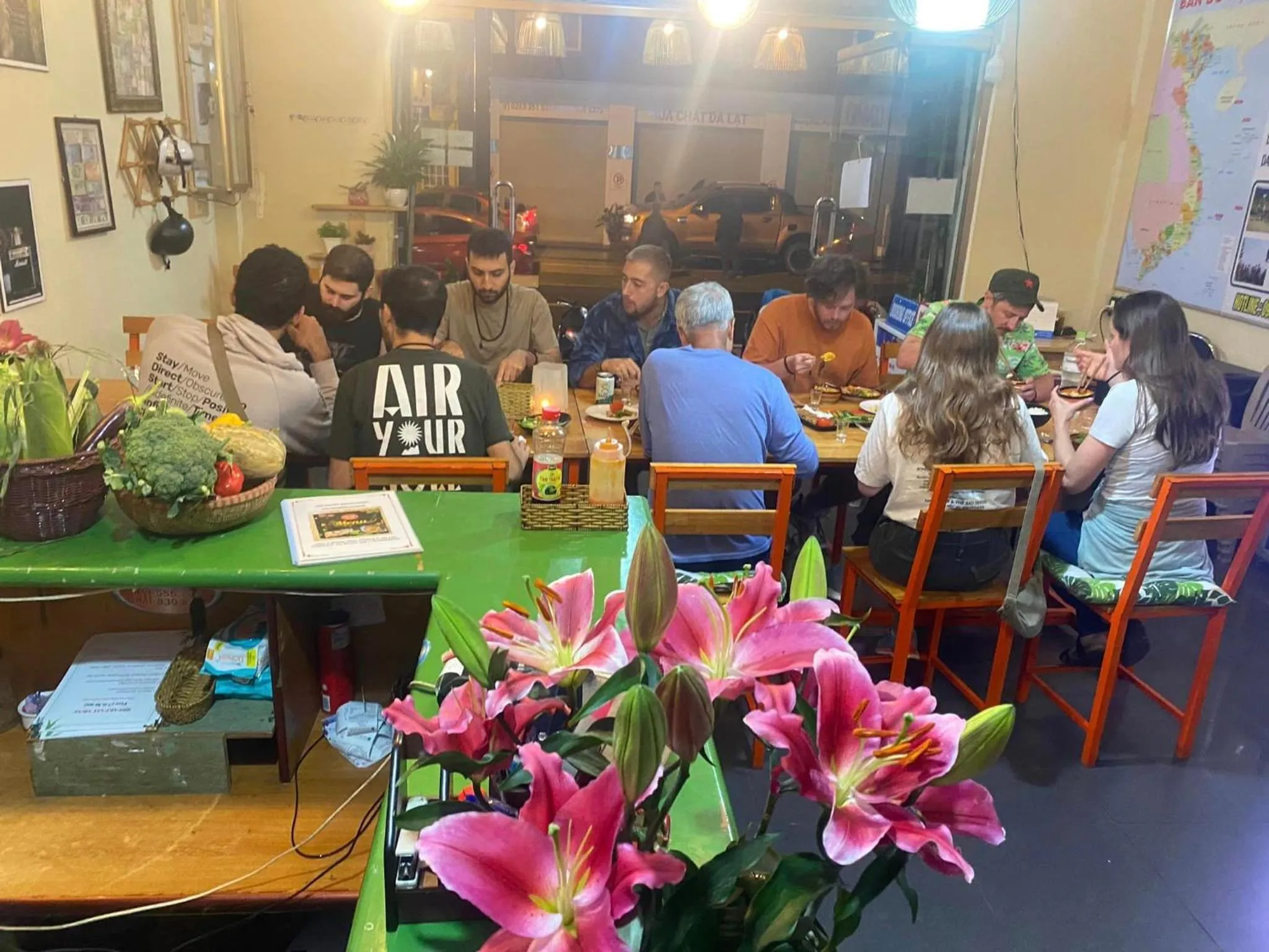 Restaurant/places to eat in Mr.Happy Homestay