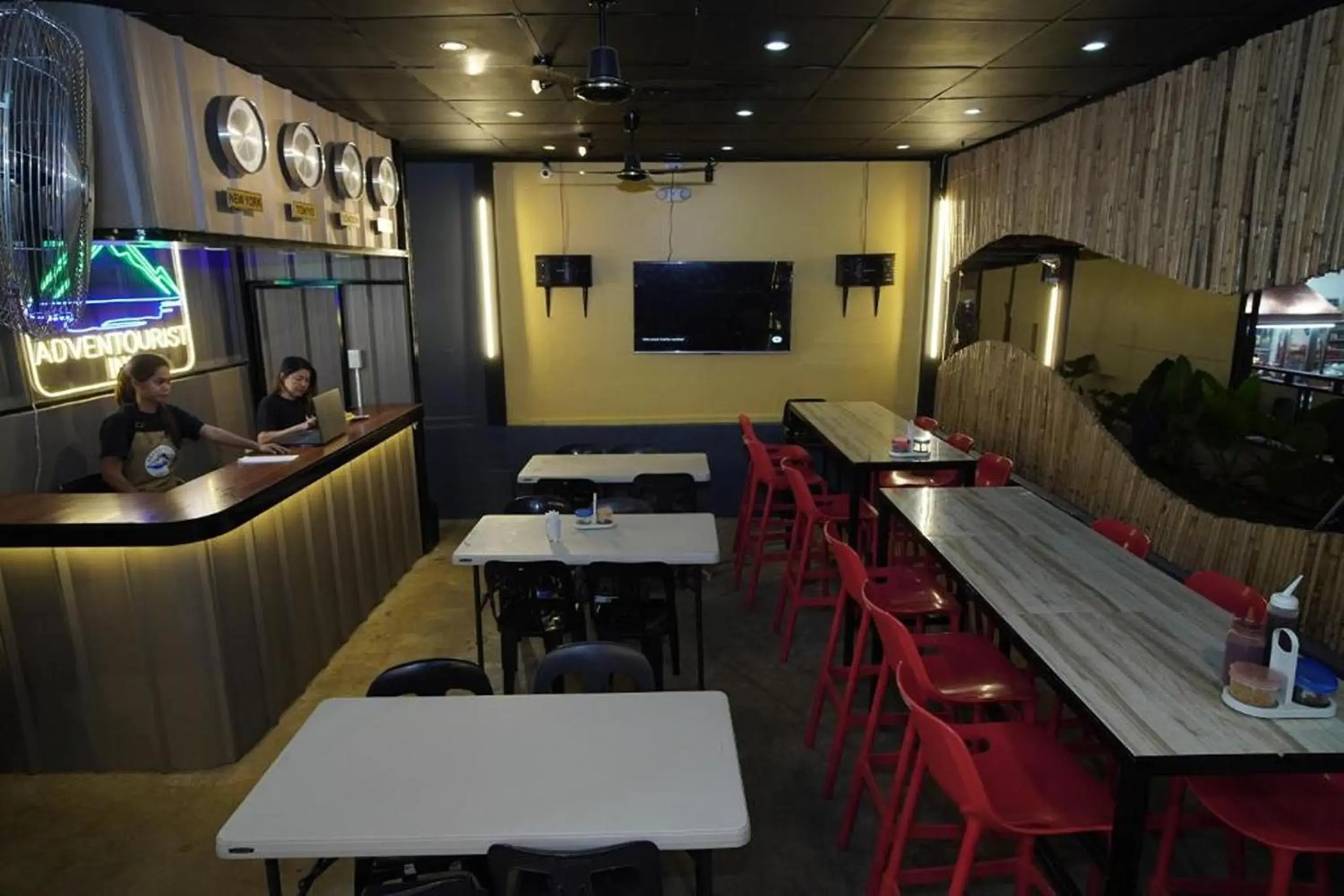 Lobby or reception in Adventourist Inn Coron Lobby or reception in Adventourist Inn Coron