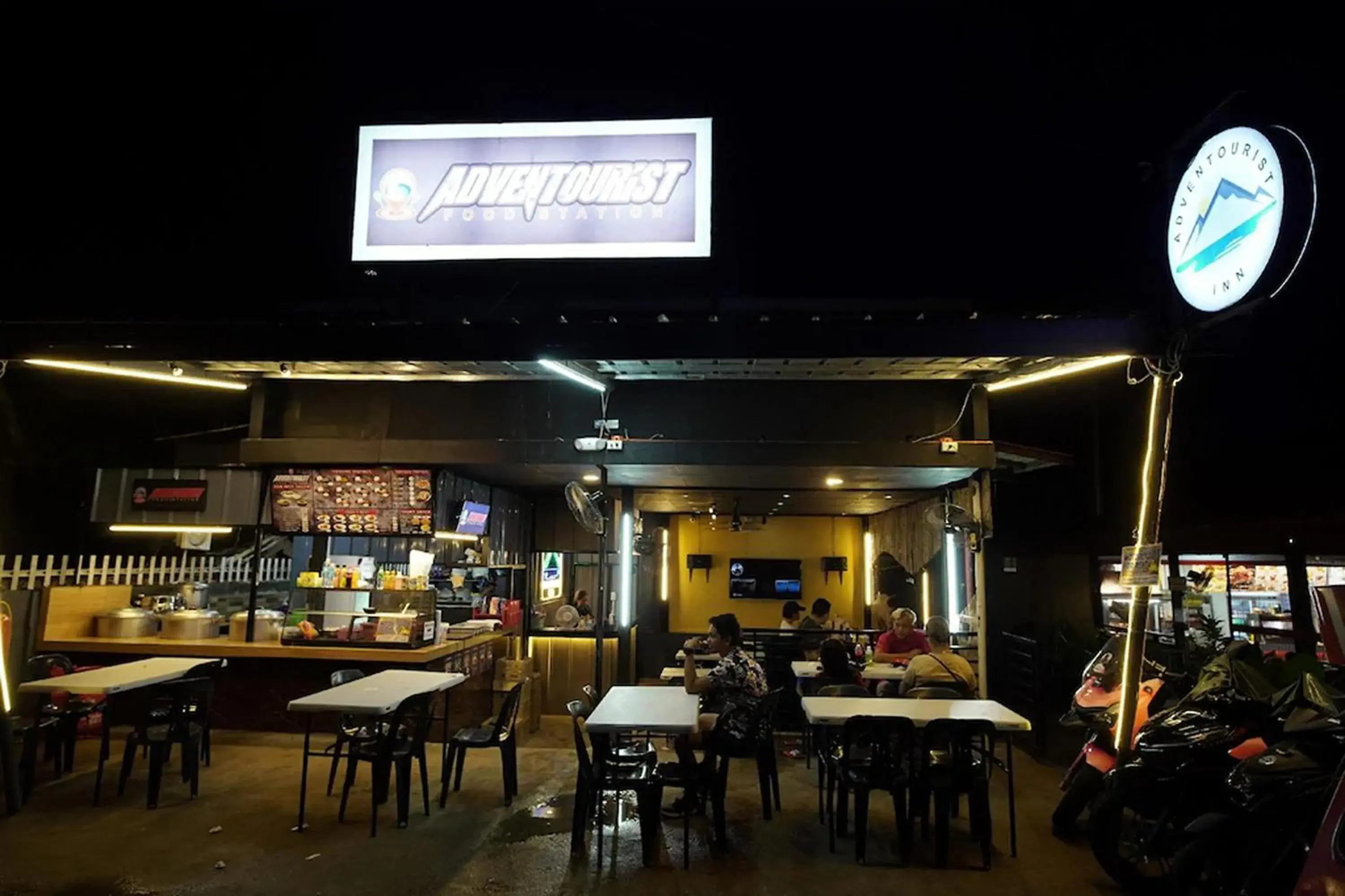 Restaurant/places to eat in Adventourist Inn Coron Restaurant/places to eat in Adventourist Inn Coron