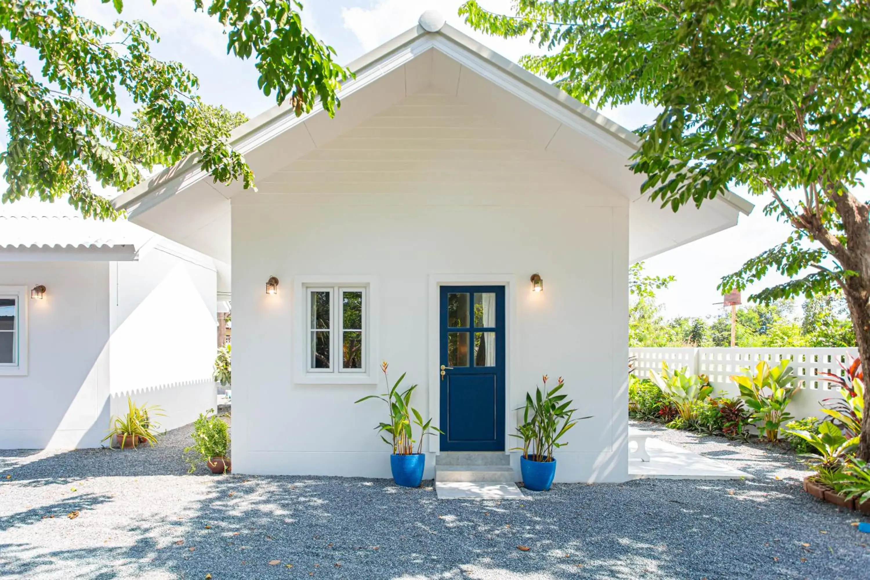 Property building in Vawa Guesthouse Property building in Vawa Guesthouse