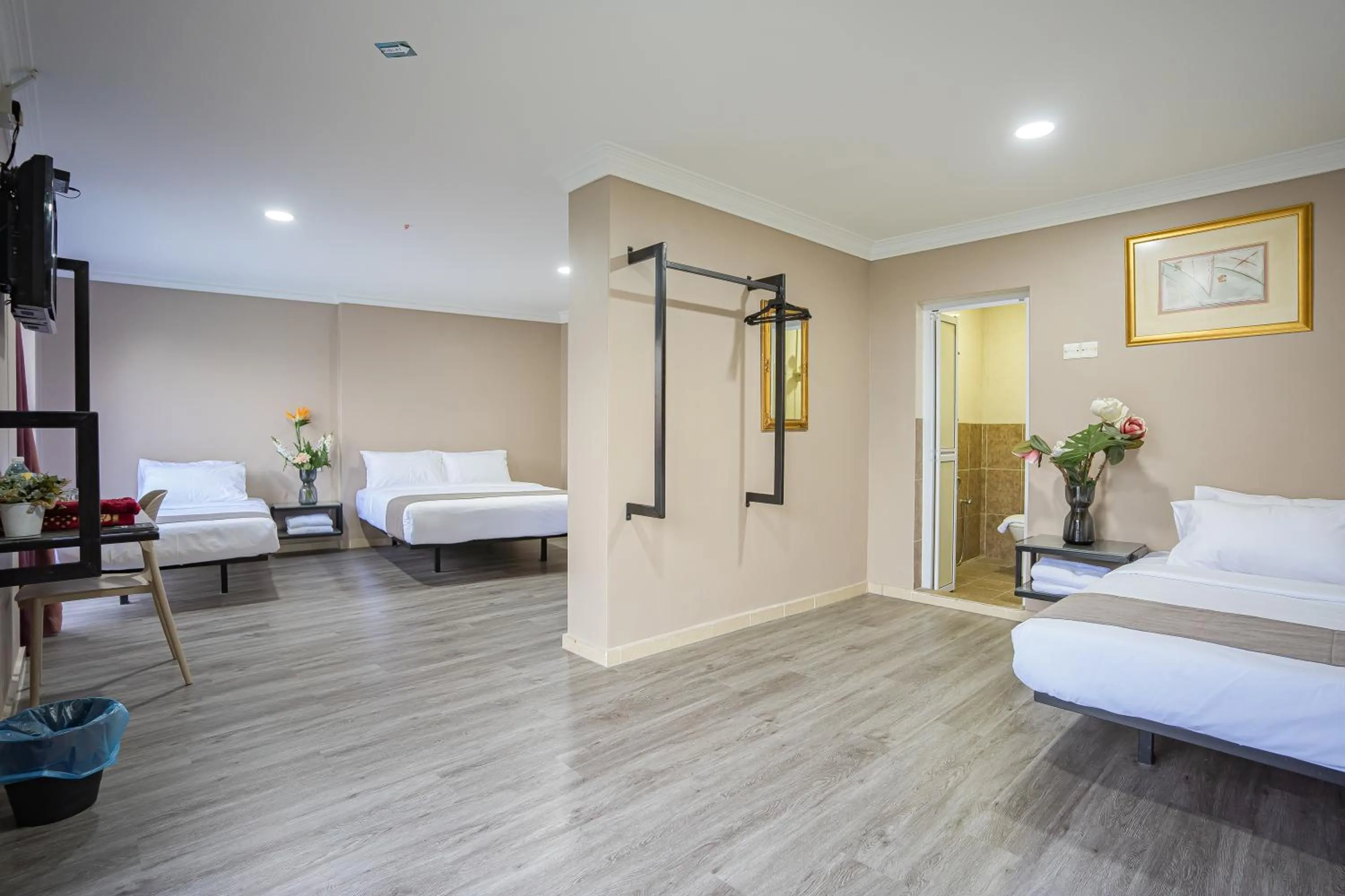 Bed in HOTEL 28 RAPID