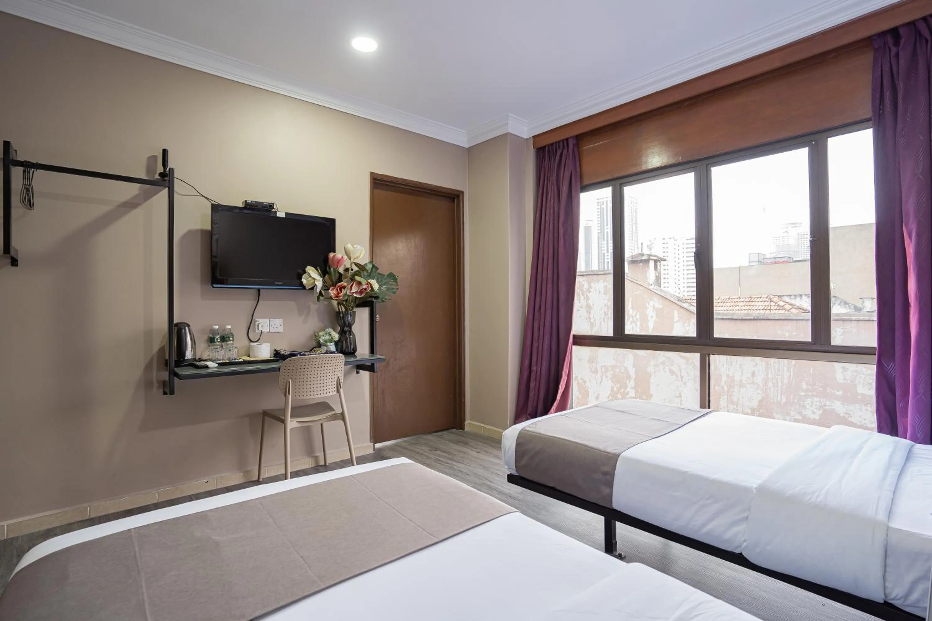 Bed in HOTEL 28 RAPID