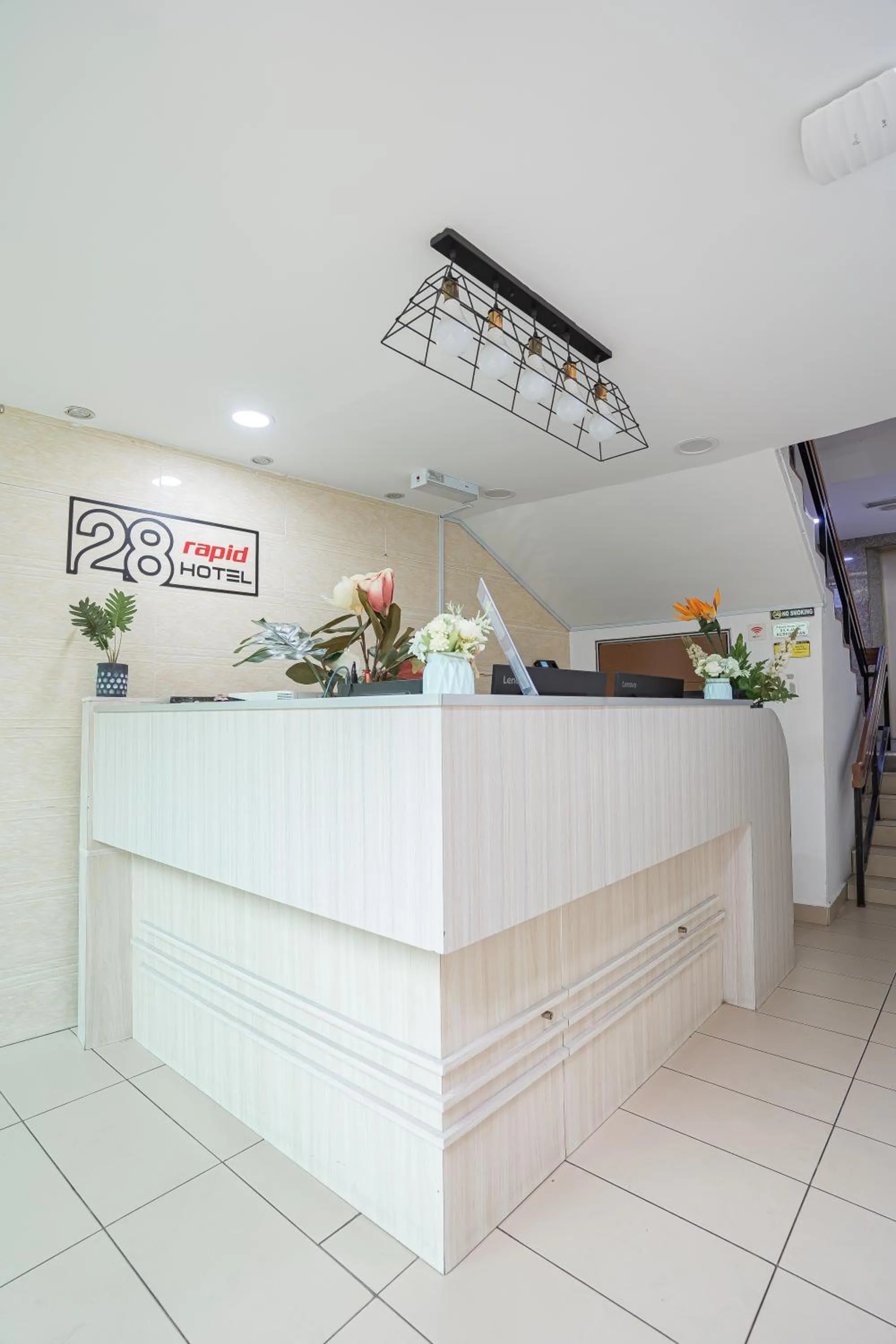 Lobby or reception in HOTEL 28 RAPID