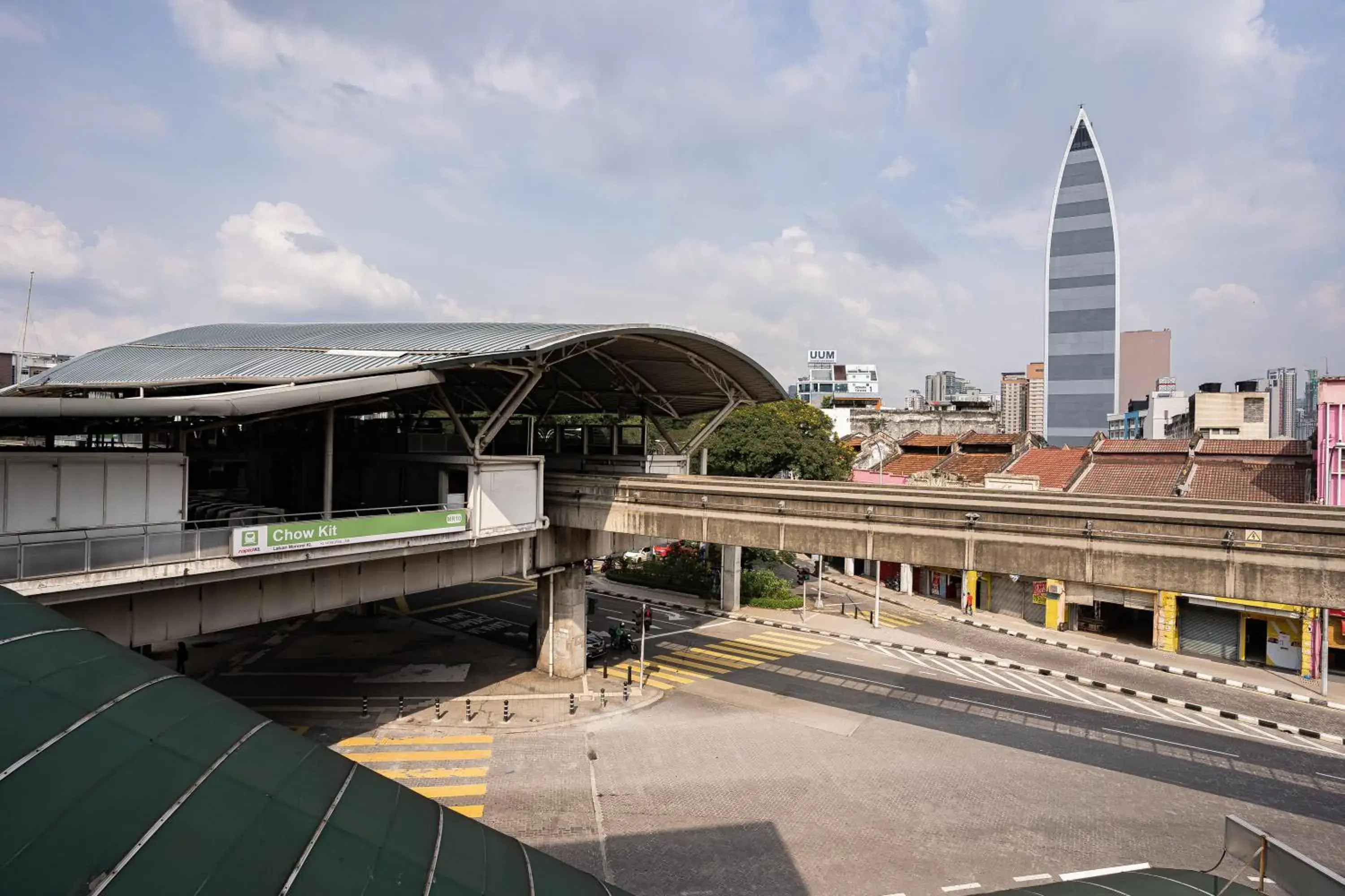 Property building in HOTEL 28 RAPID Property building in HOTEL 28 RAPID