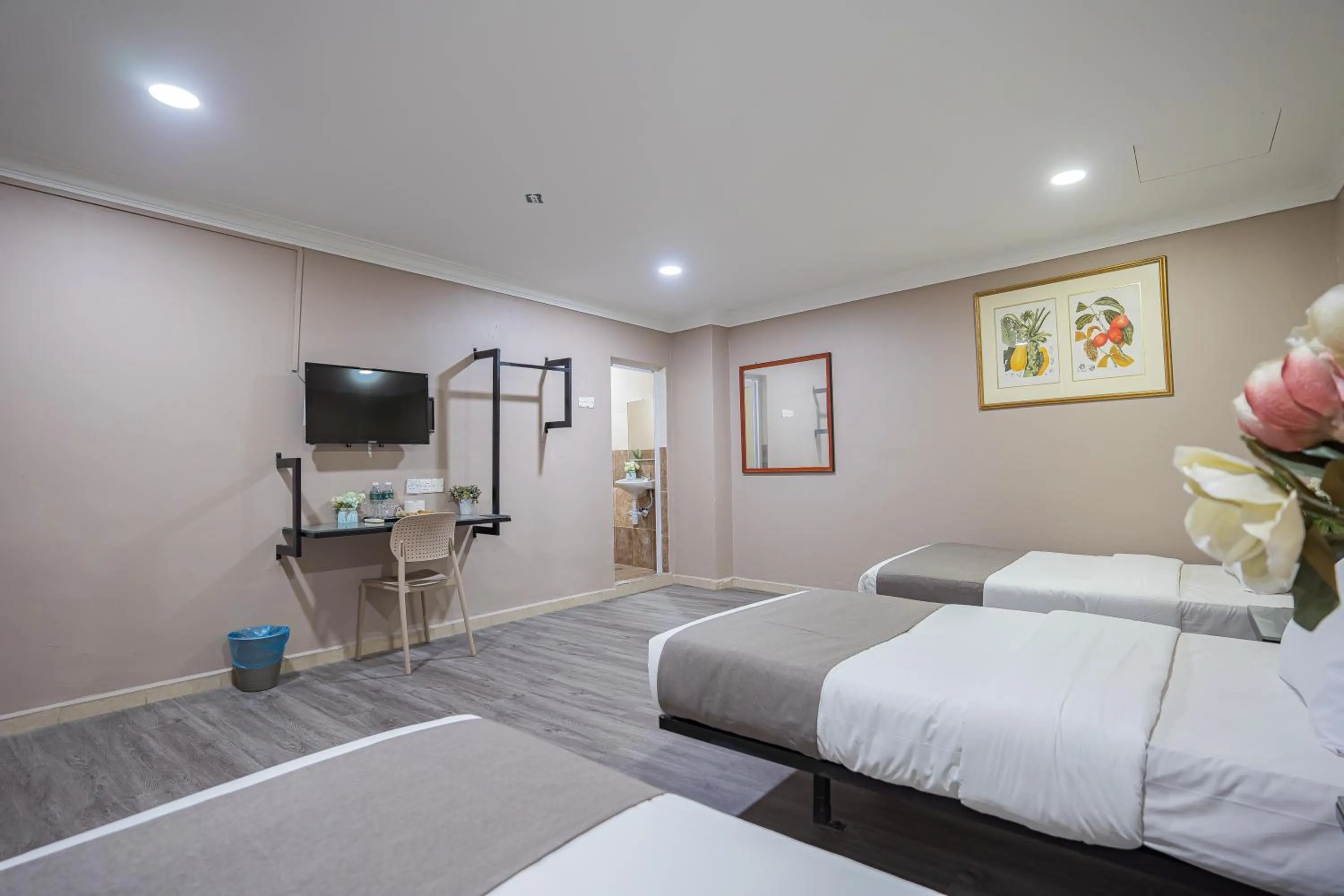 Bed in HOTEL 28 RAPID