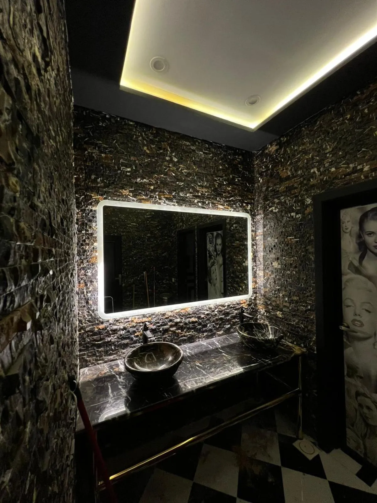 Toilet in Villa Vista