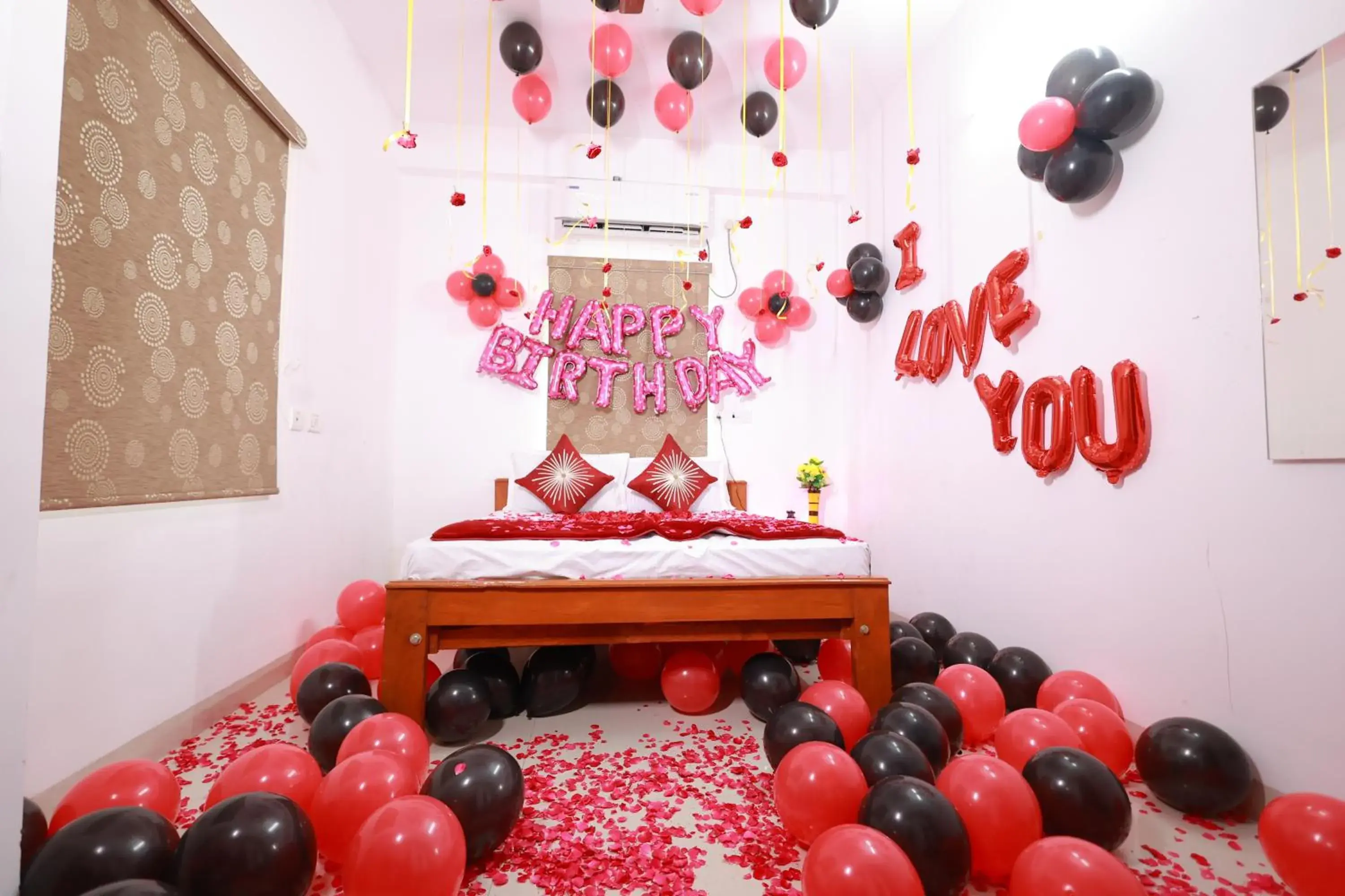 Bed in Royal Beach Service Apartment Bed in Royal Beach Service Apartment