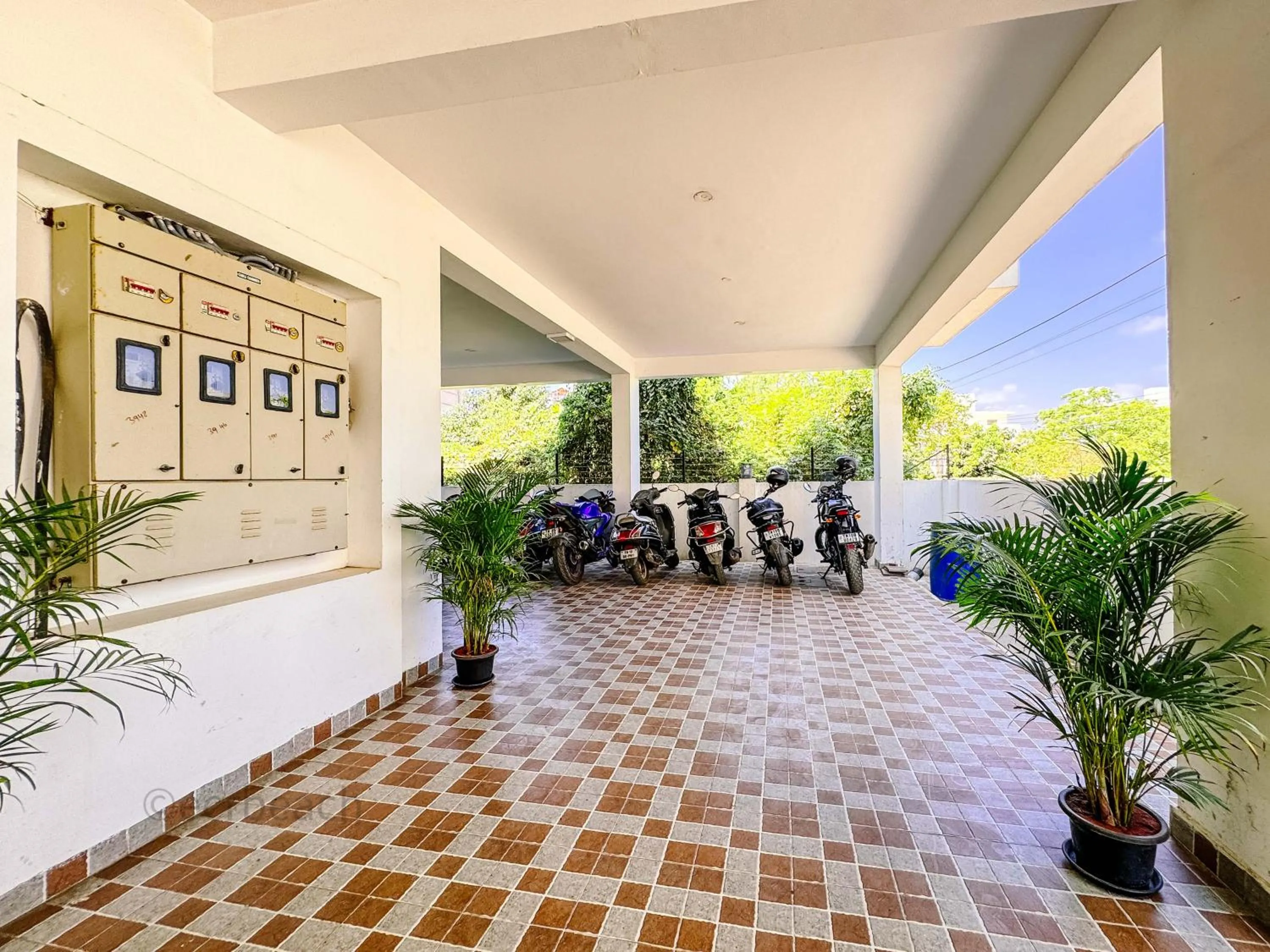 Parking in Royal Beach Service Apartment