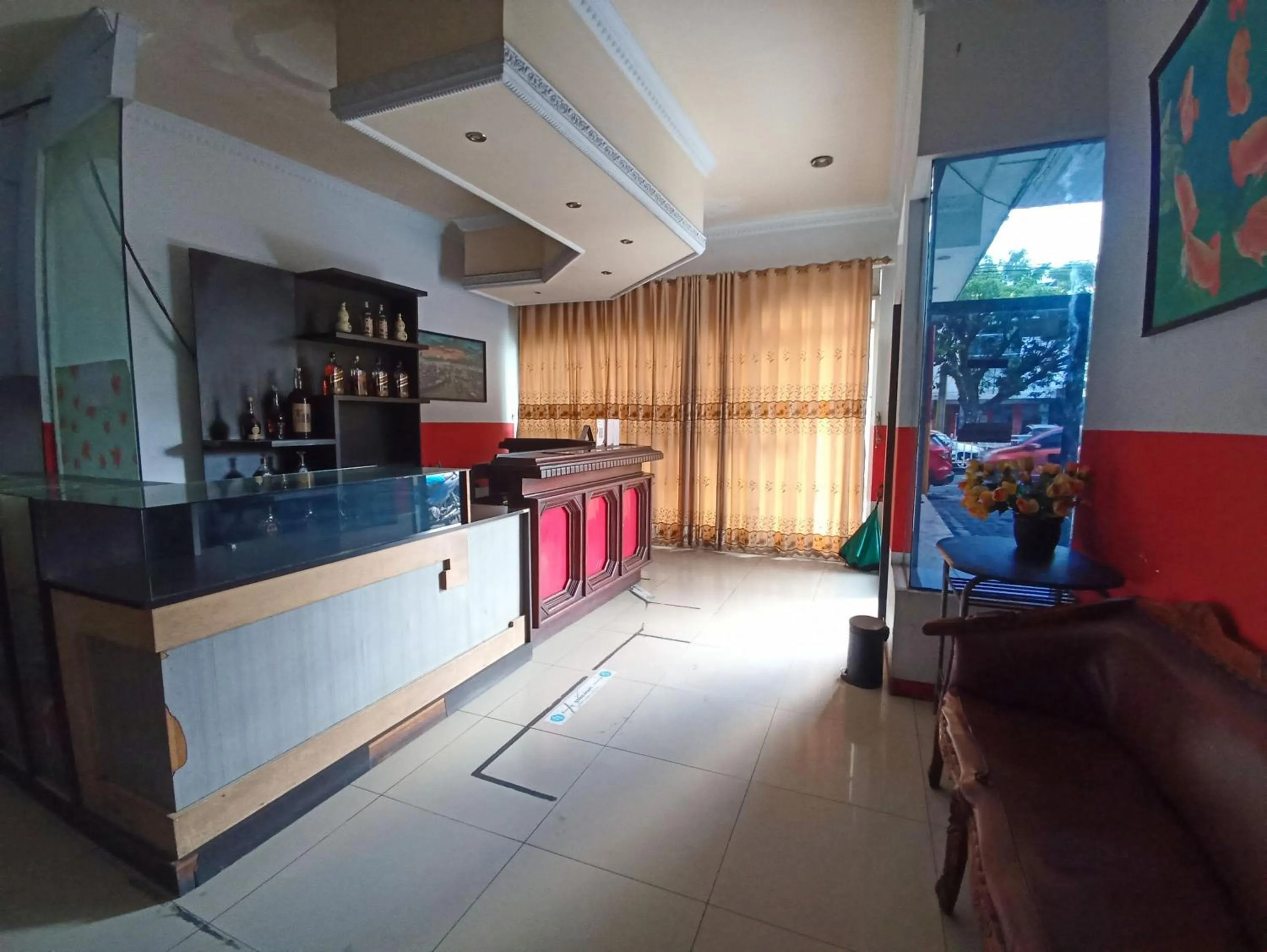Lobby or reception in RedDoorz near Sam Ratulangi Manado
