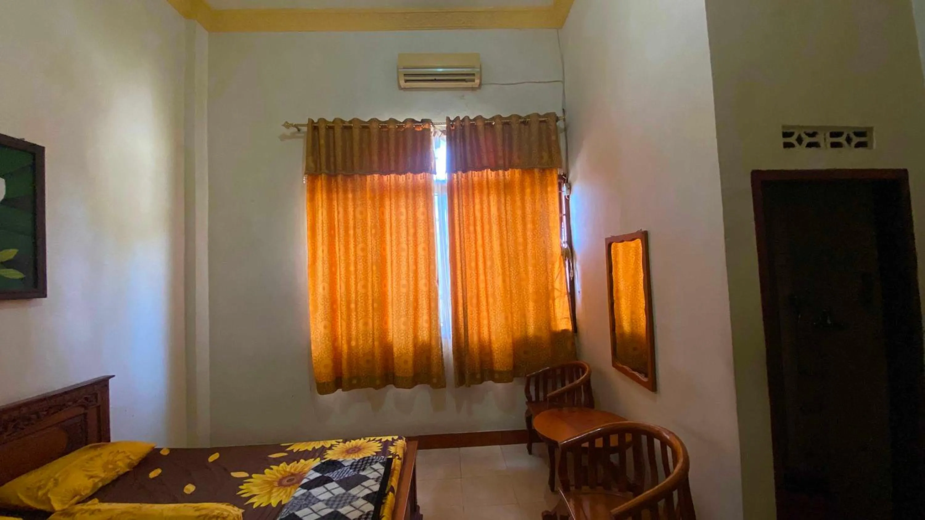 Bedroom, Bed in Hotel O Savira Near Barru