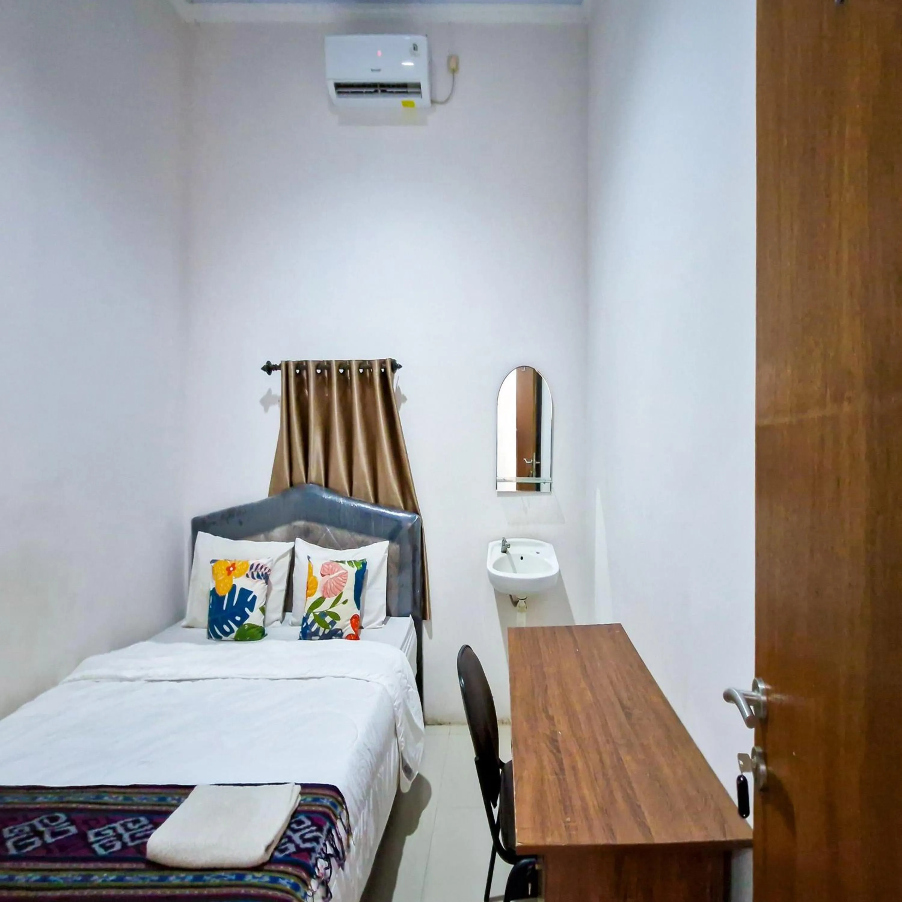 Bedroom, Bed in TNC Residence Syariah Mataram