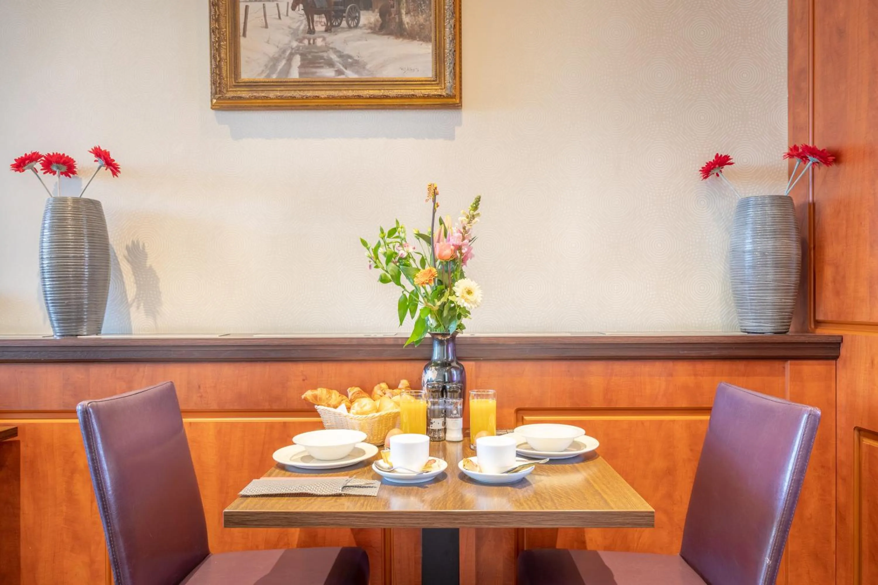 Food and drinks in Boutique Hotel Milano Rotterdam-Centre