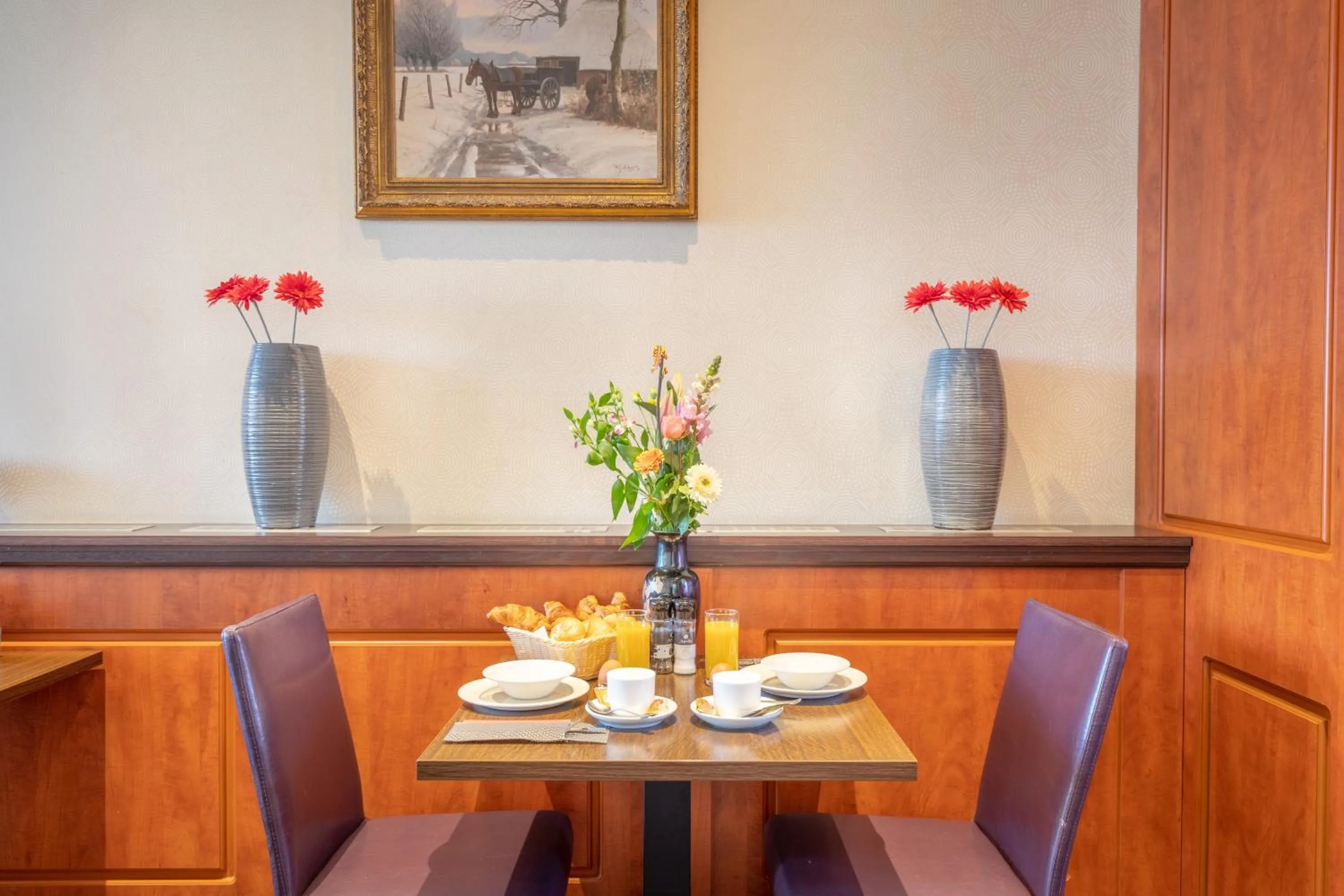 Food and drinks in Boutique Hotel Milano Rotterdam-Centre