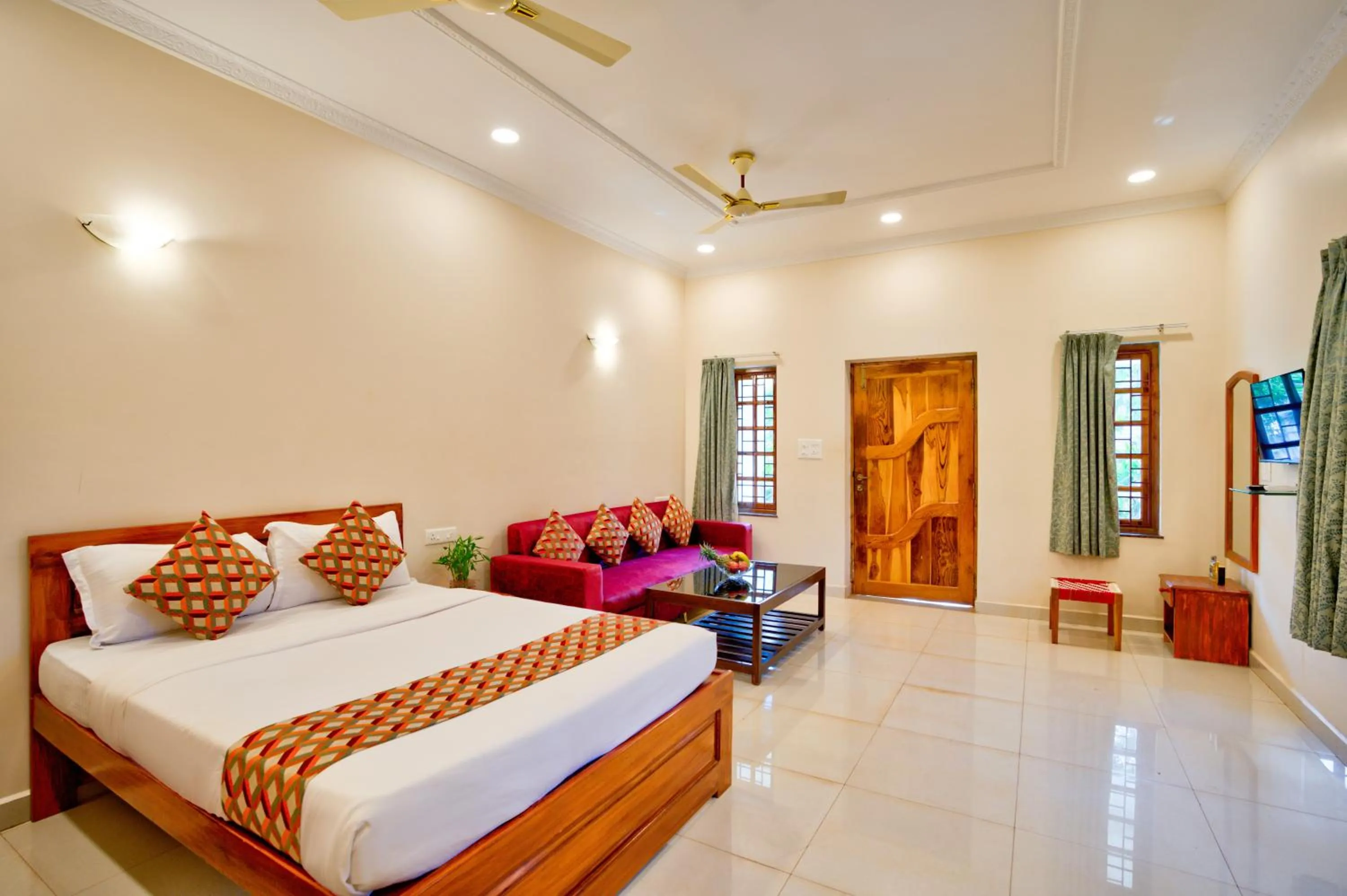 Quadruple Room with Balcony in Portu Stay Goa
