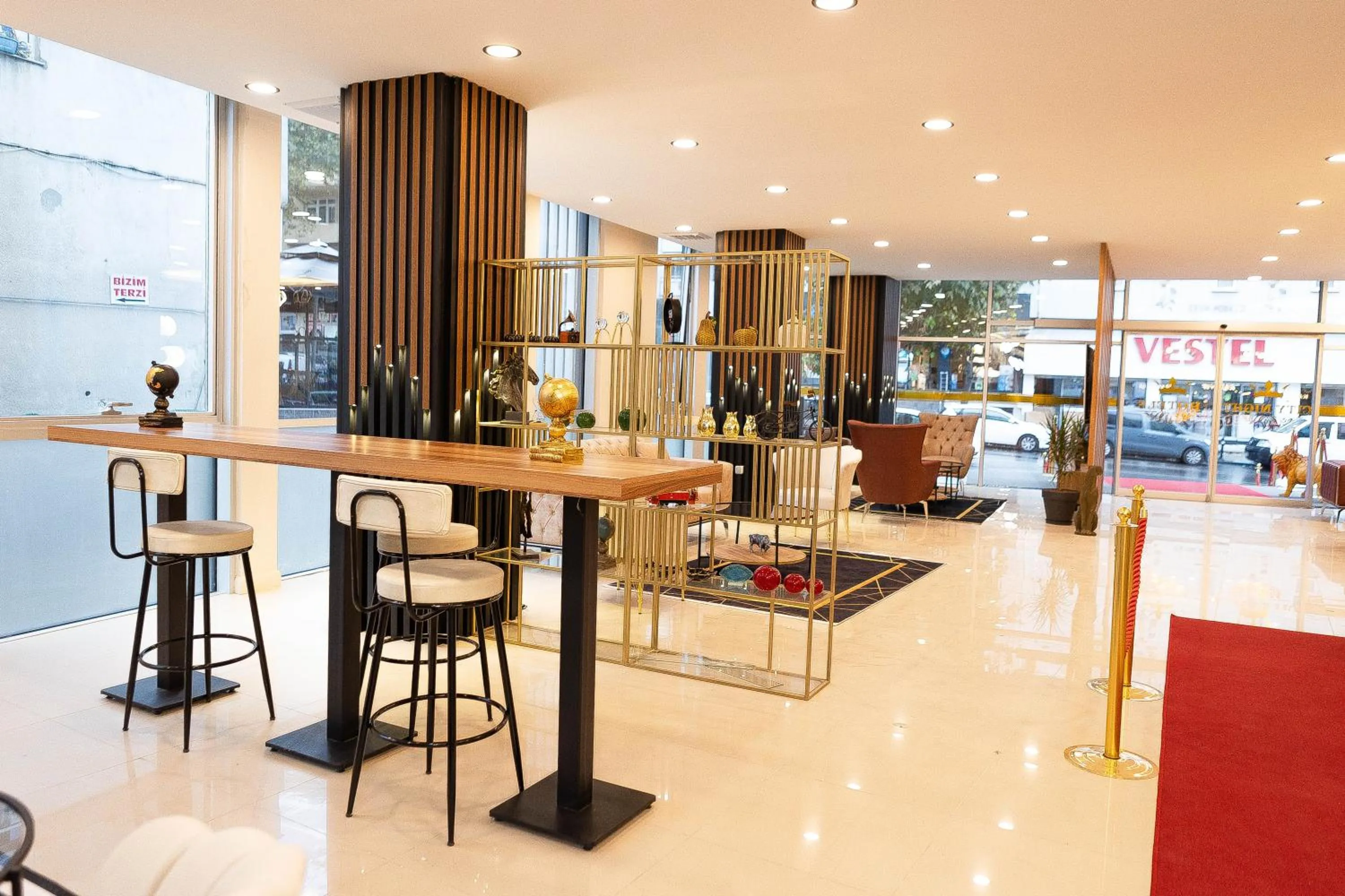 Lounge or bar in City Night Suites & Hotels