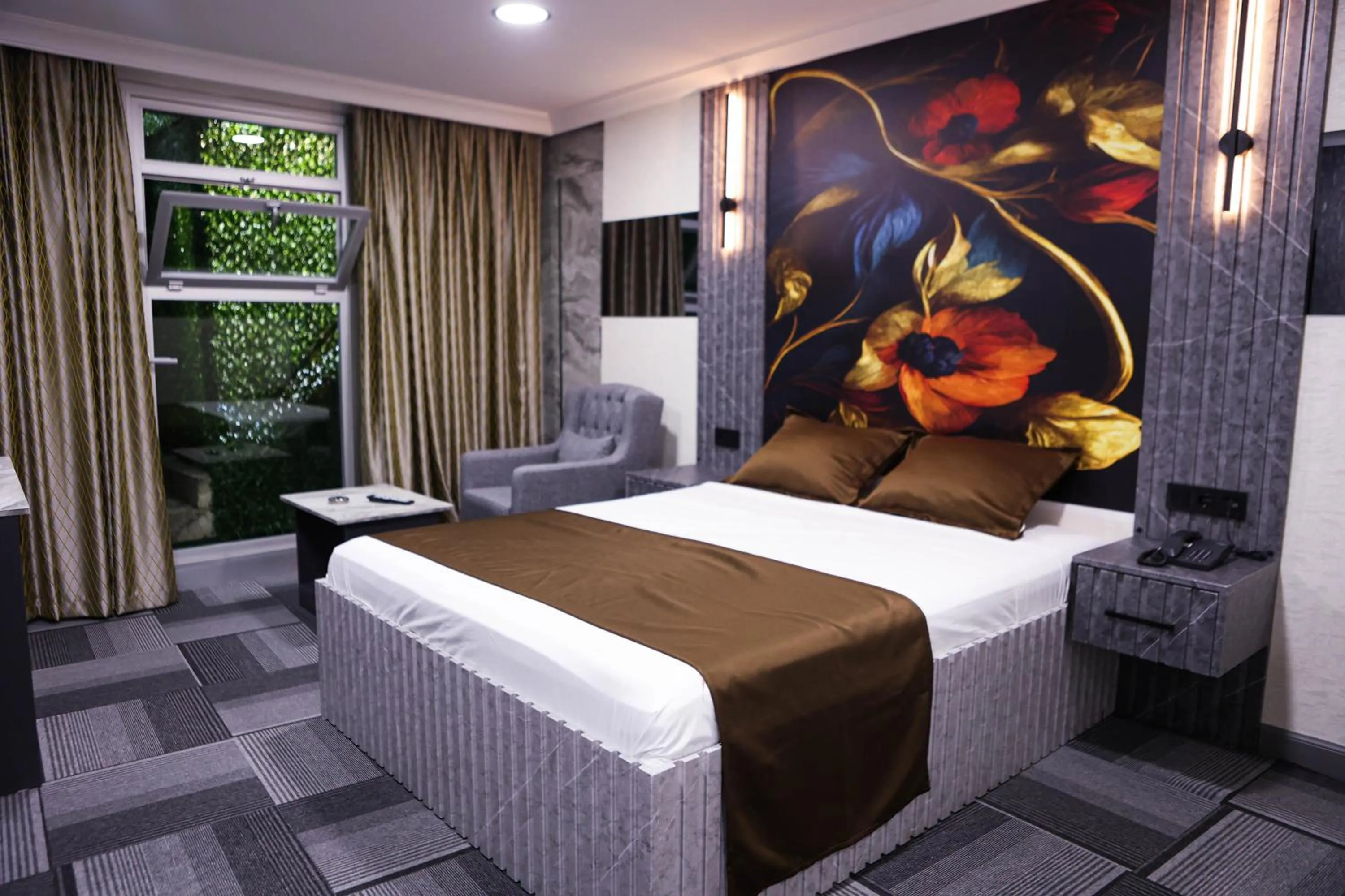 Bedroom in City Night Suites & Hotels