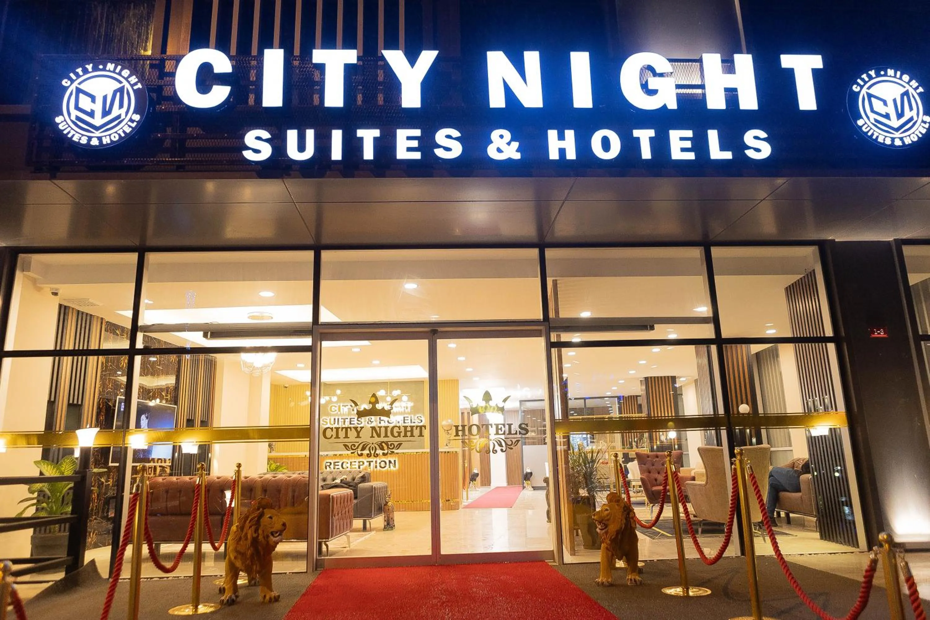 Facade/entrance in City Night Suites & Hotels