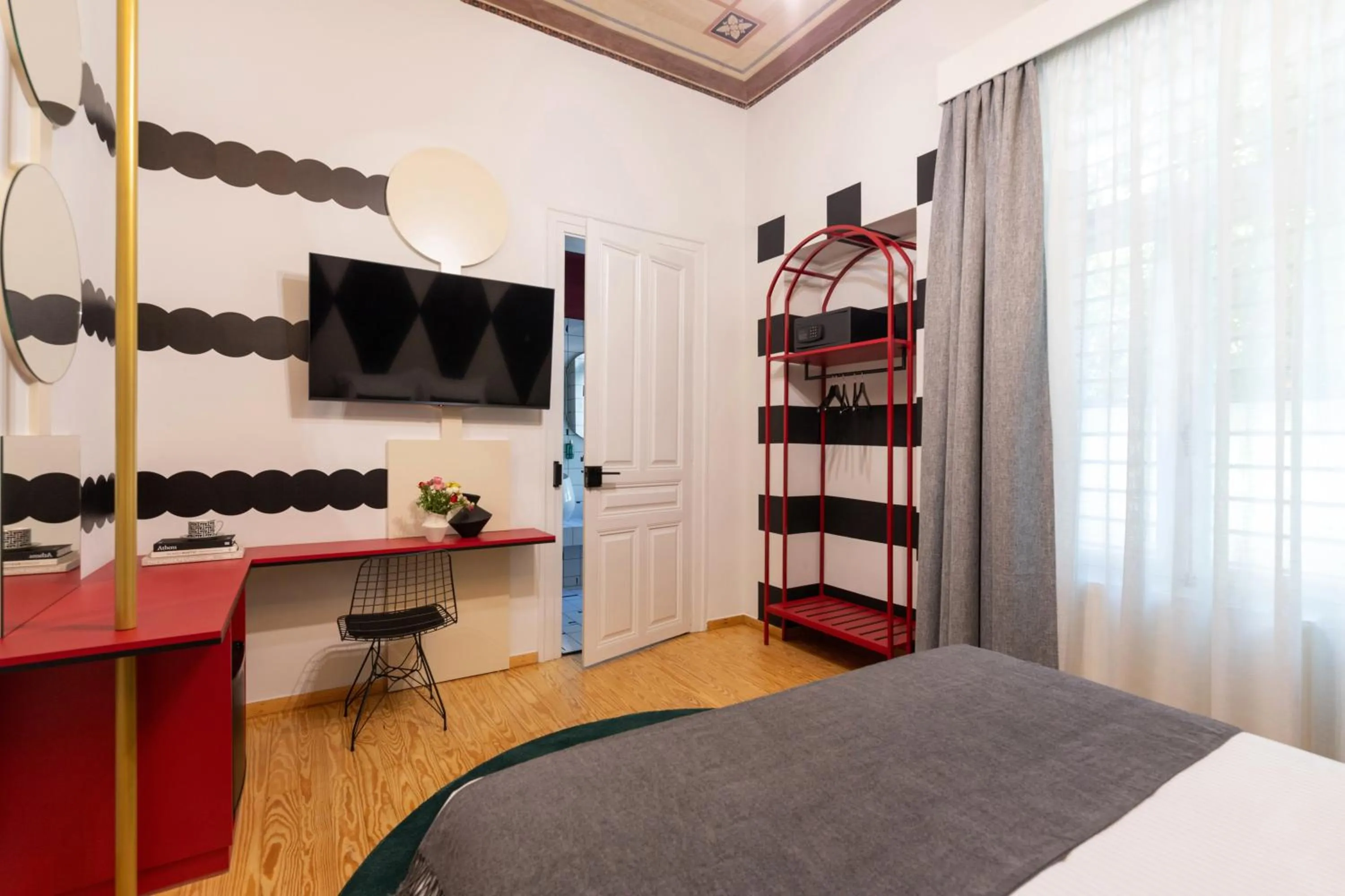 Photo of the whole room, Bed in MEDLEY Conceptual Living & Spa