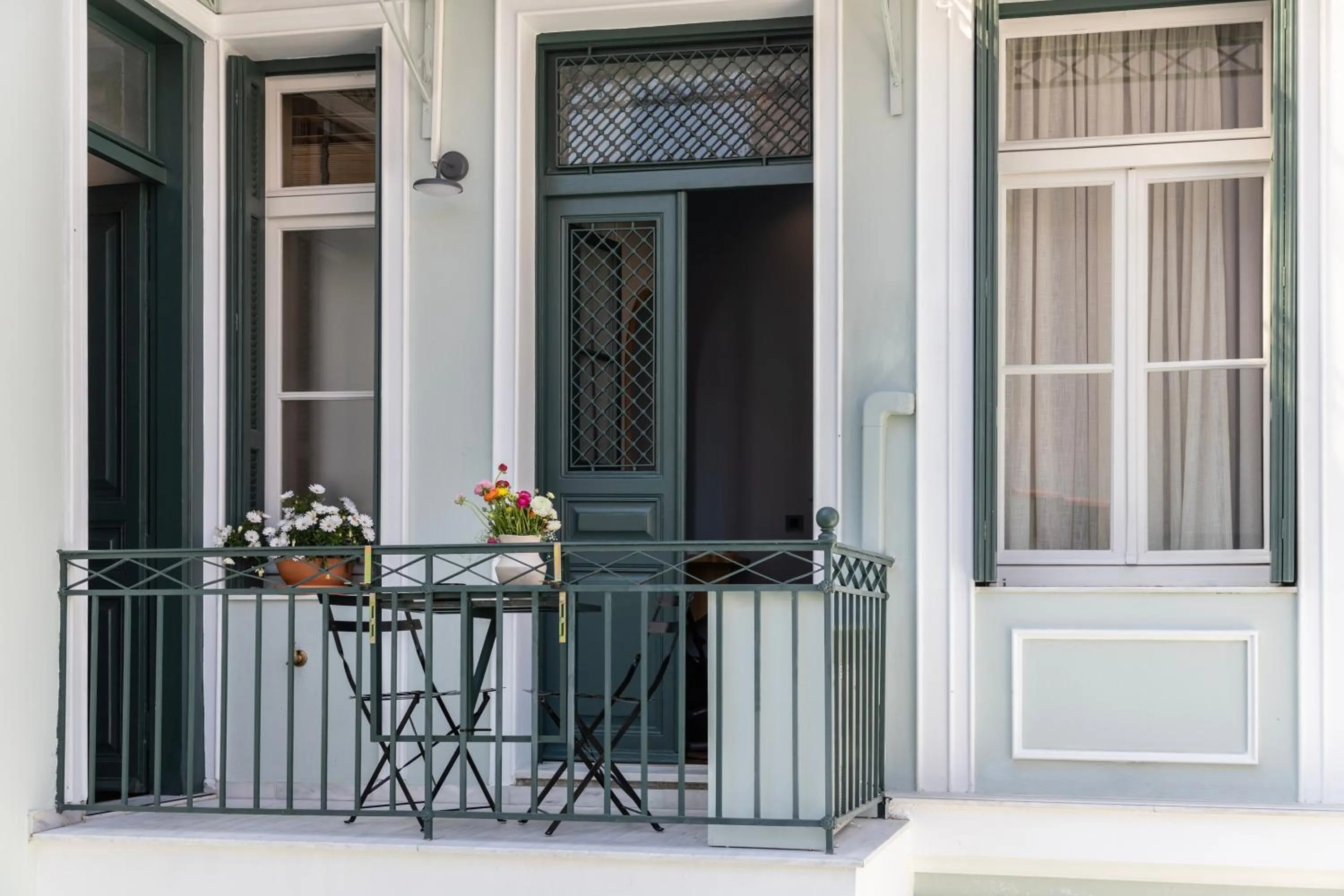 Balcony/Terrace in MEDLEY Conceptual Living & Spa