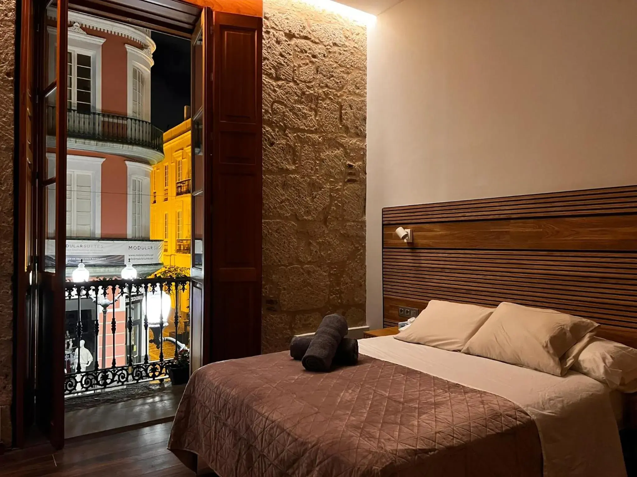 Bed in Triana Rooms EH Bed in Triana Rooms EH