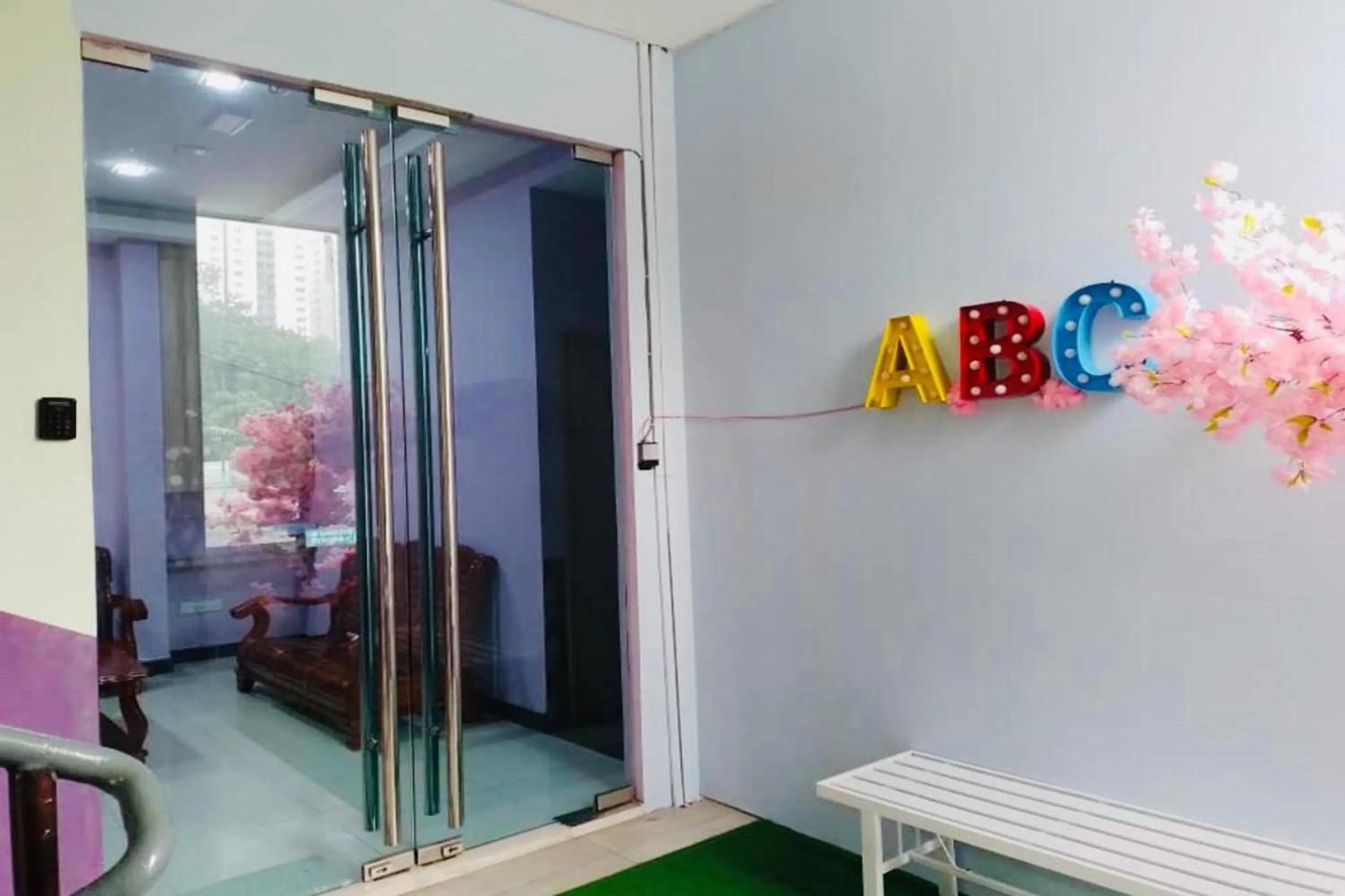 Facade/entrance in ABC Hostel