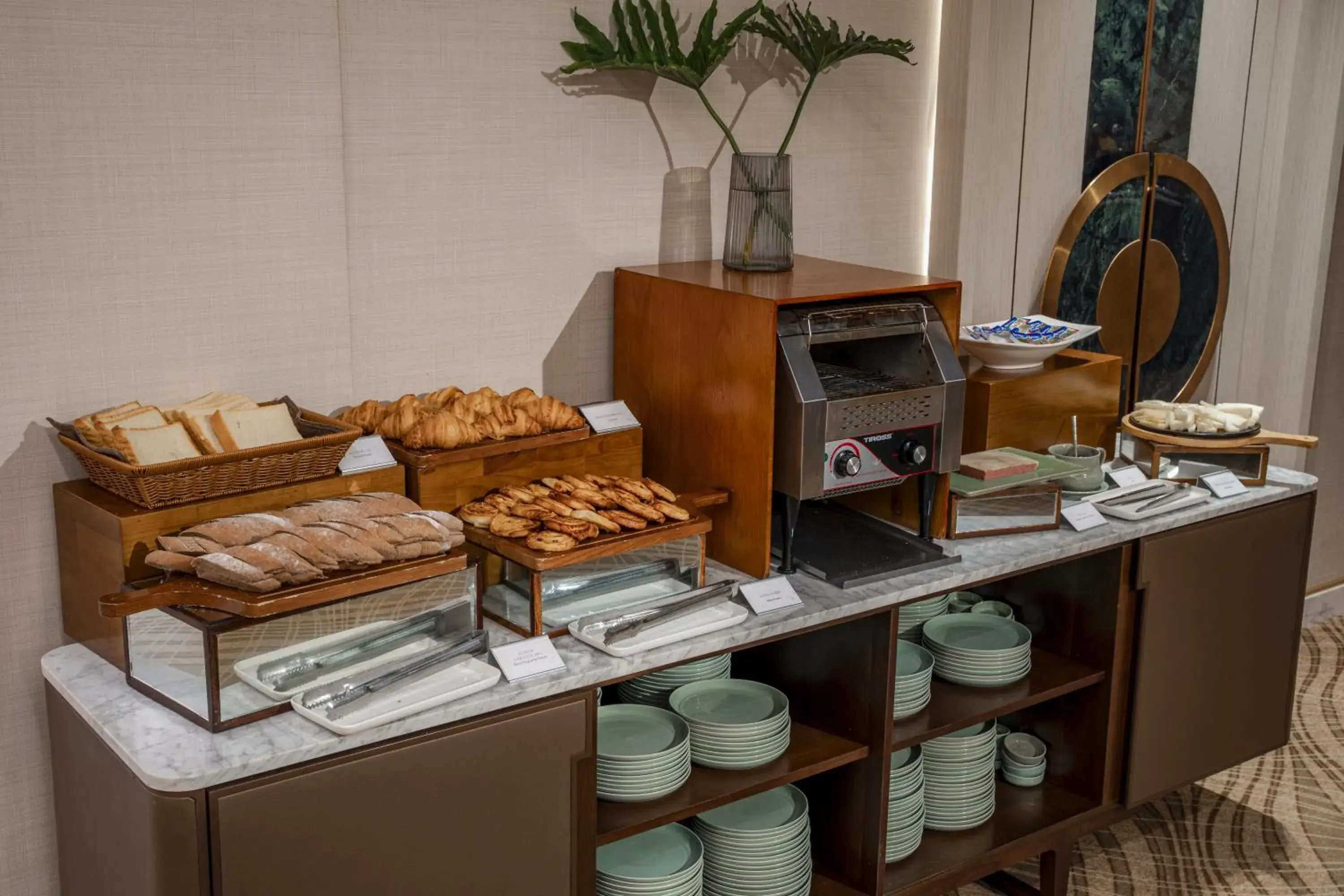 Buffet breakfast in REY Hotel Hanoi Buffet breakfast in REY Hotel Hanoi