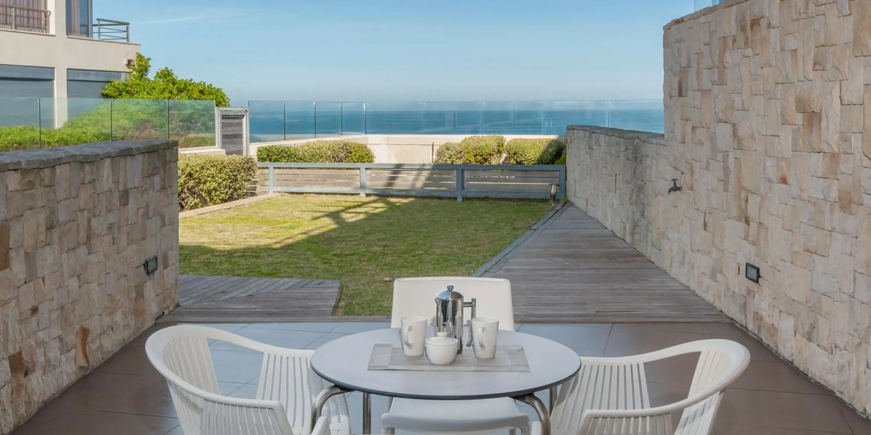 Two-Bedroom Apartment with Sea View in Harbour House Hotel - Le Paradis Apartments Two-Bedroom Apartment with Sea View in Harbour House Hotel - Le Paradis Apartments