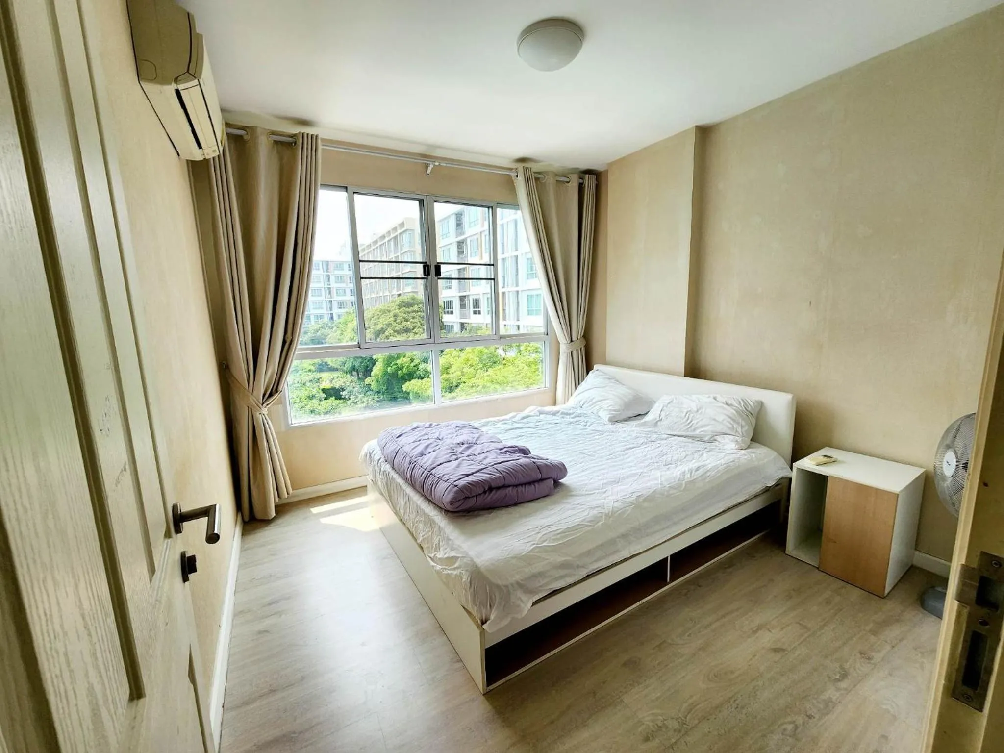 Bed in 2 Bedrooms 2 bath Apartment