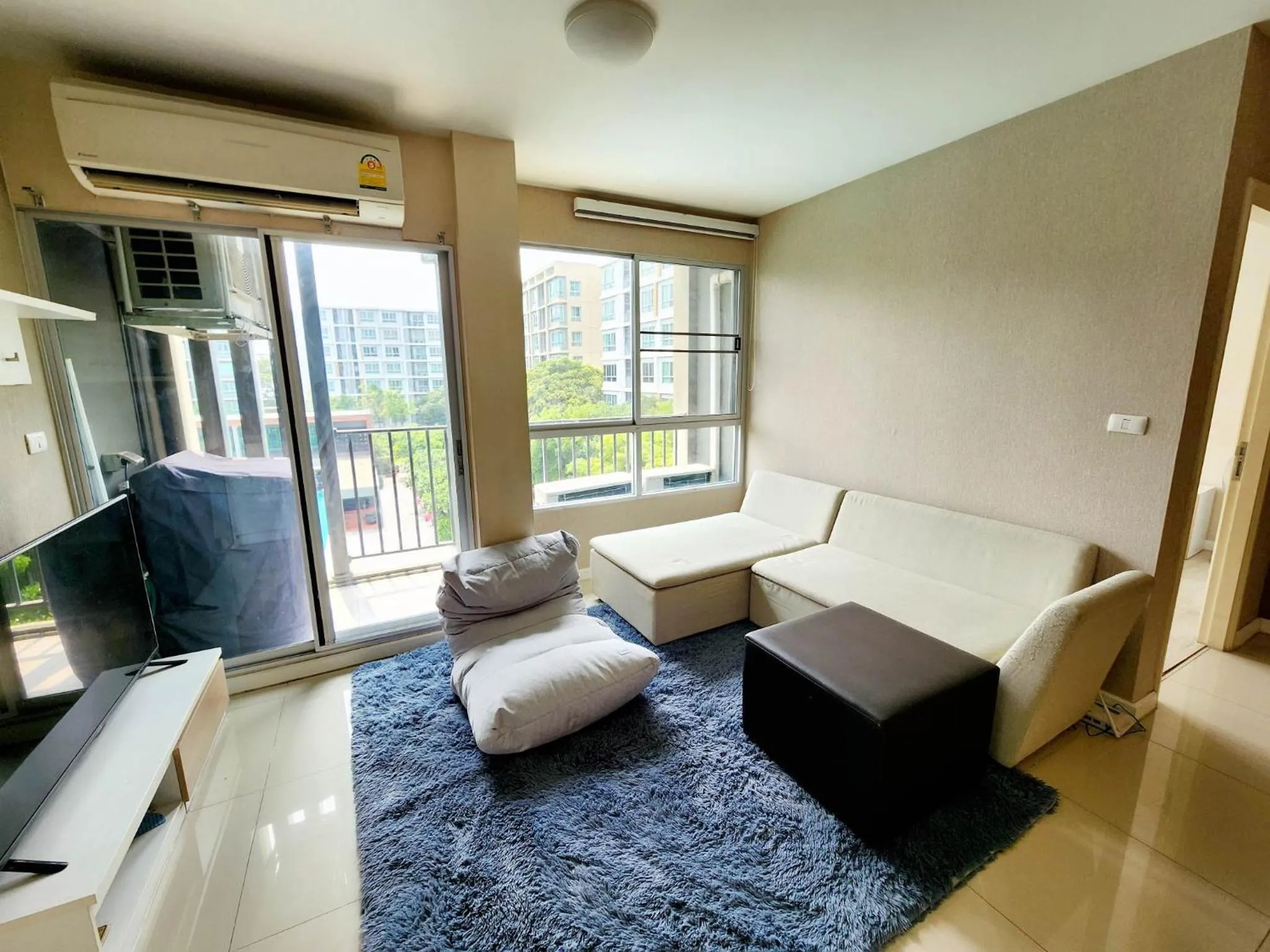 2 Bedrooms 2 bath Apartment