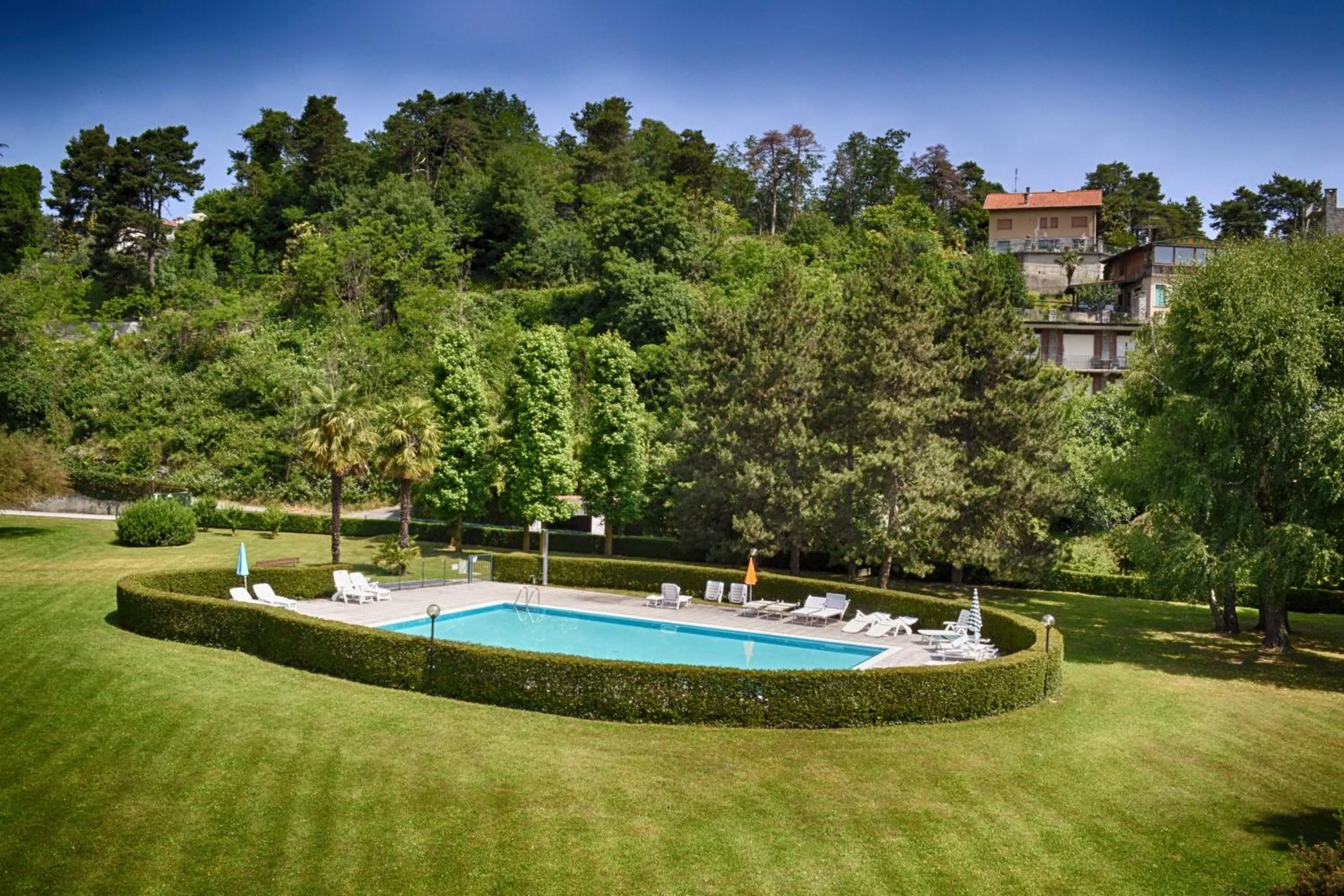 Garden in Chic and Freak Como