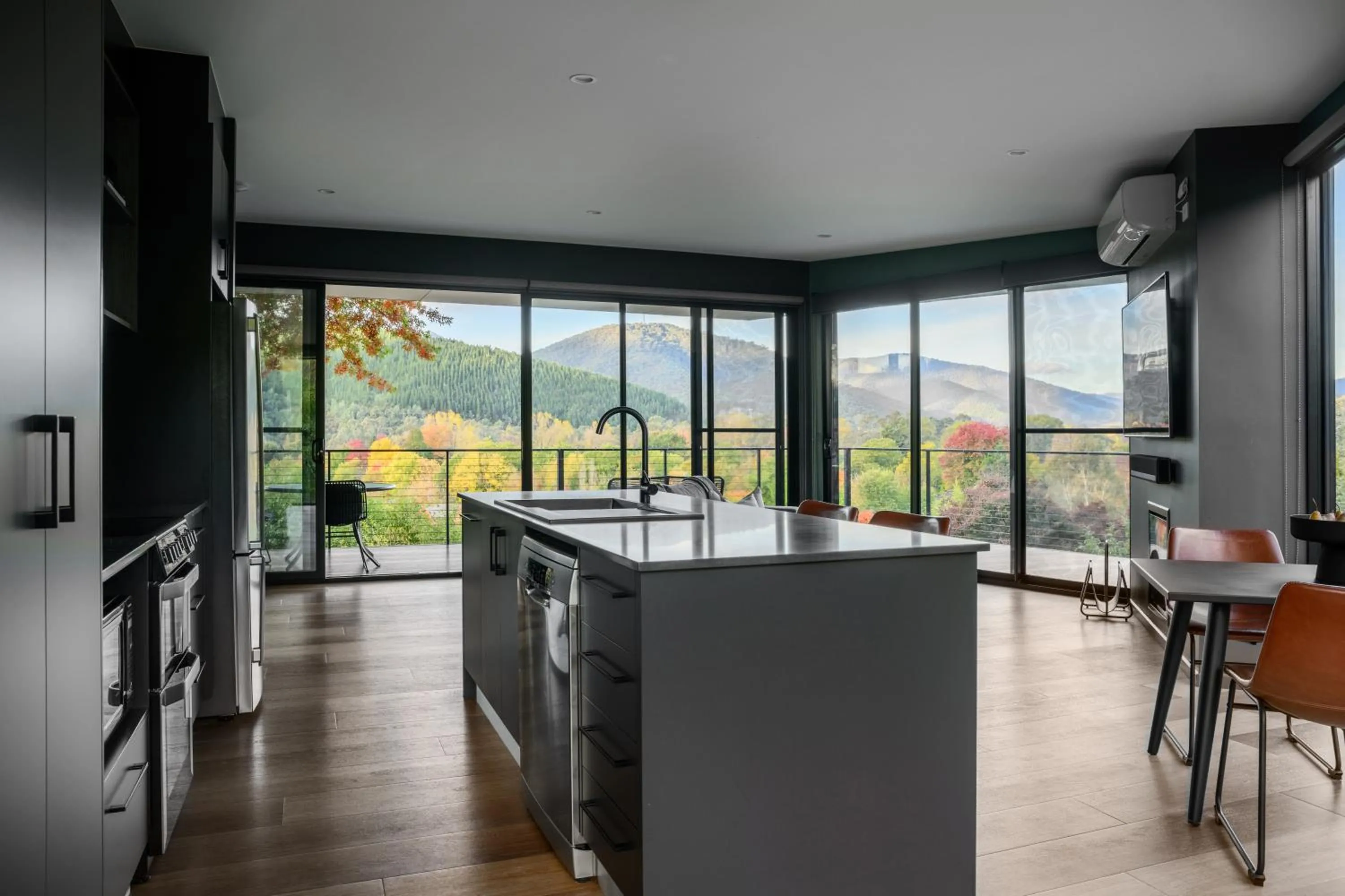 Natural landscape in The View Bright - Apartment 2